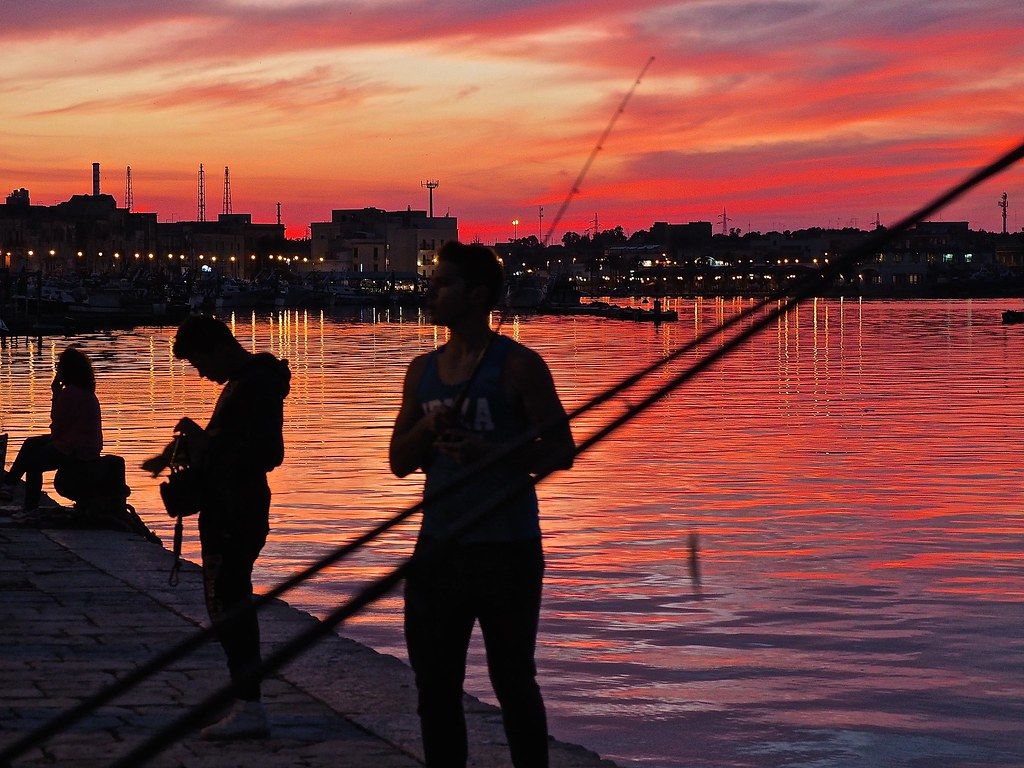 1024x768 Taranto (Italy): sunset. OLYMPUS DIGITAL CAMERA