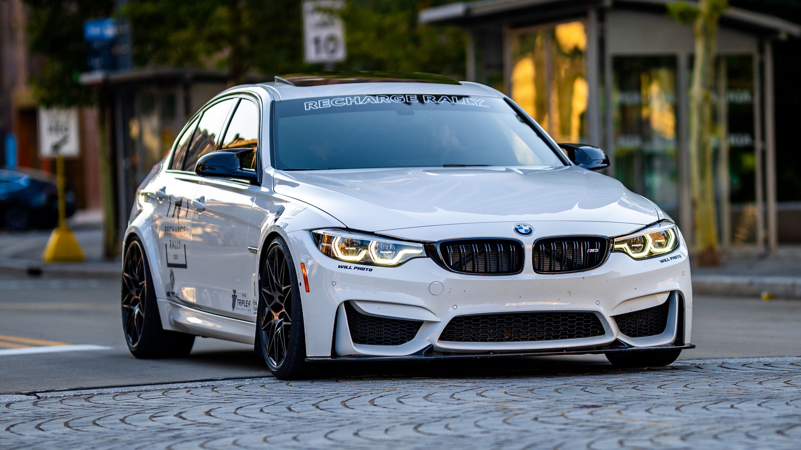2560x1440 Download wallpaper 2560x1440 bmw, car, white, road, front view widescreen 16:9 HD background