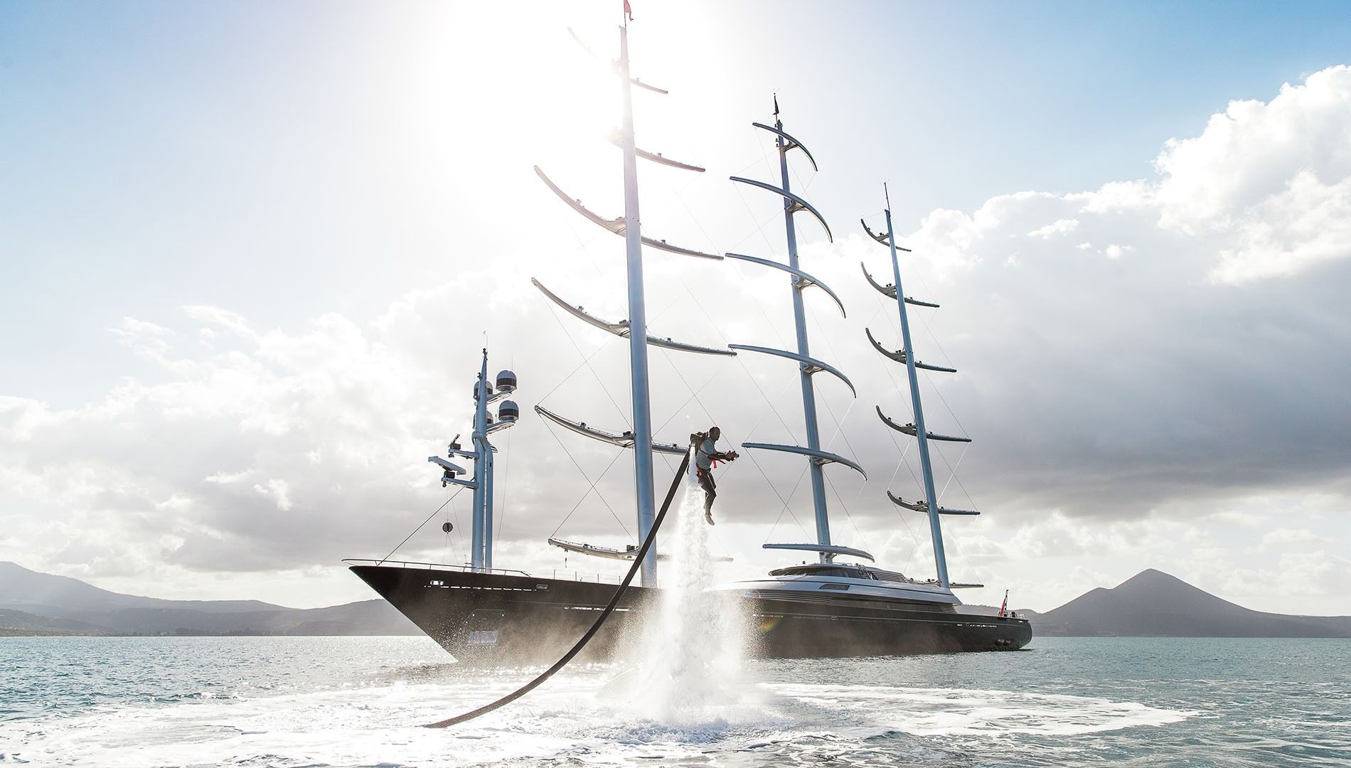 1900x1080 Black Pearl winner of the 2019 Sailing Yachts 60m and Above World Superyacht Award