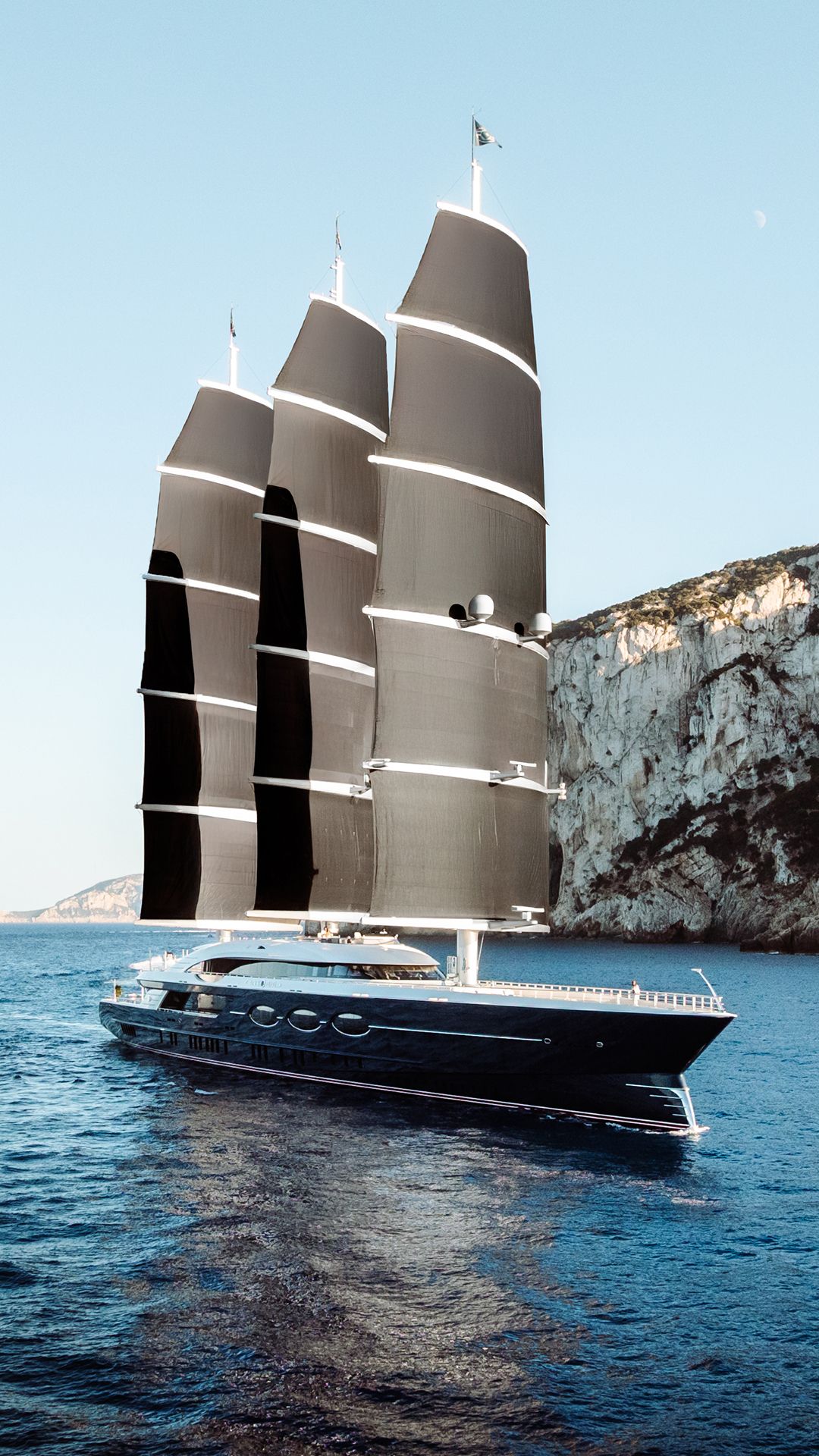 1080x1920 IYC Yachts. Luxury Yachting Worldwide