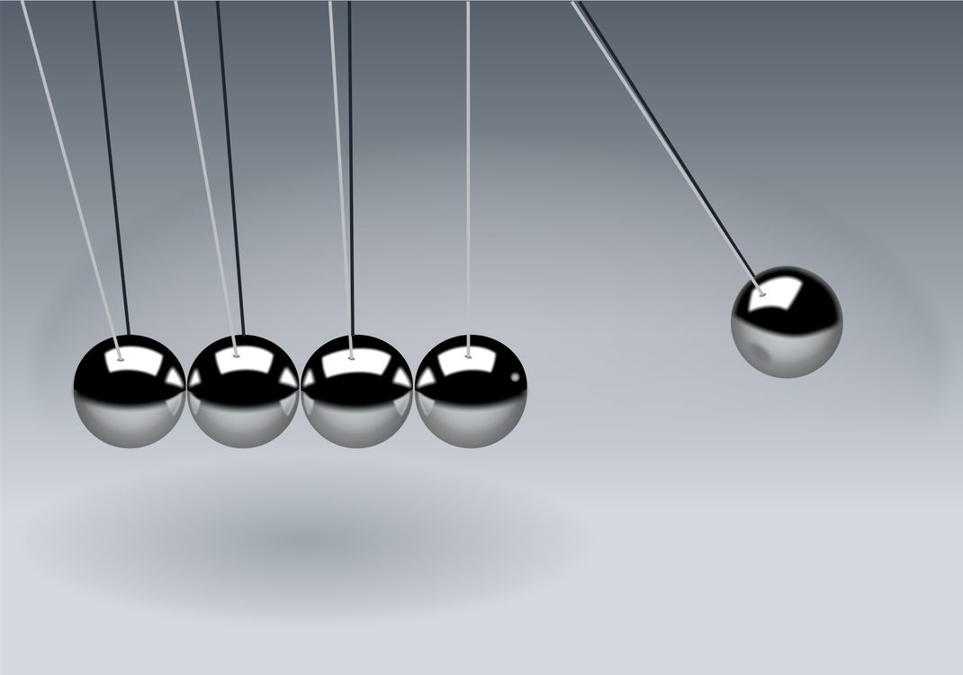 1070x750 Gray Newton's Cradle In Close Up Photogaphy · Free