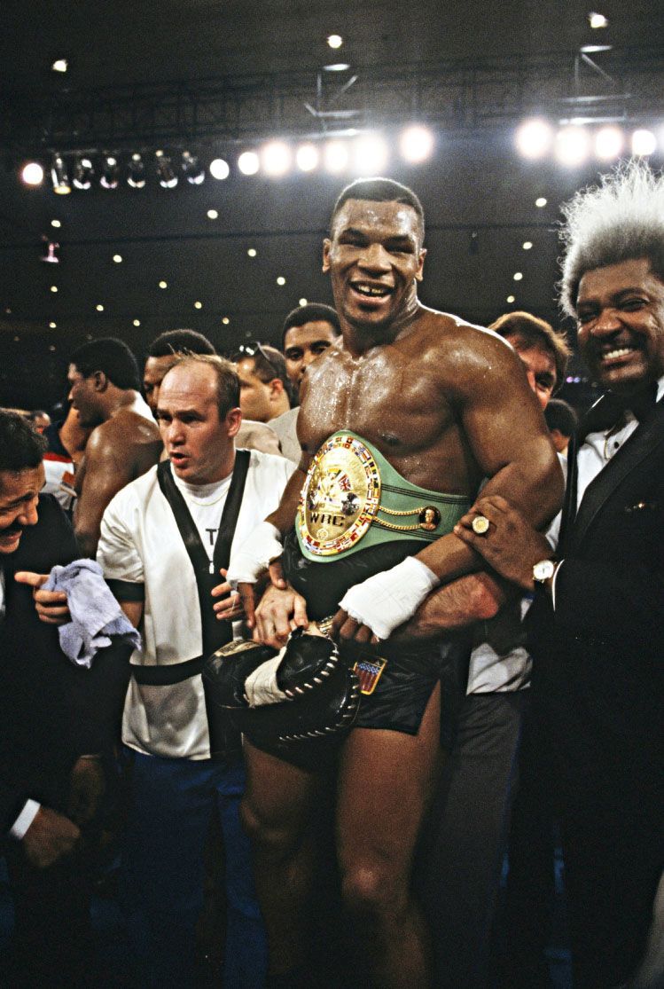 749x1115 Boxers With Unbeatable Records in Heavyweight History: Mike Tyson, Wladimir Klitschko, and More