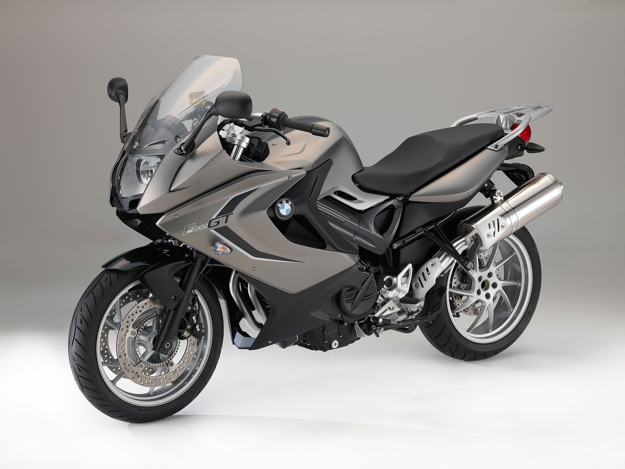 2016x1512 BMW F 800 GT Wallpaper