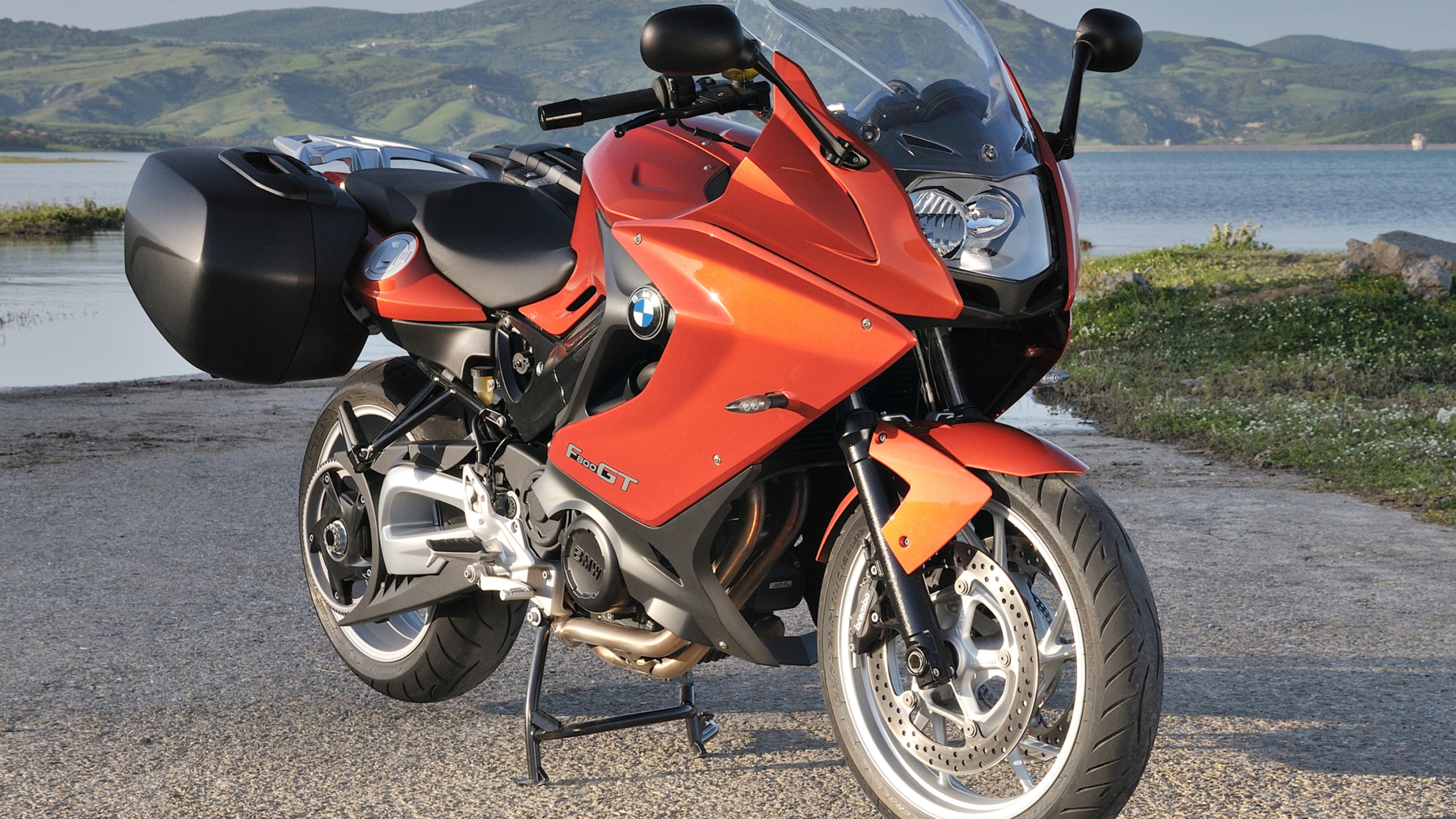 3840x2160 BMW F 800 GT Wallpaper