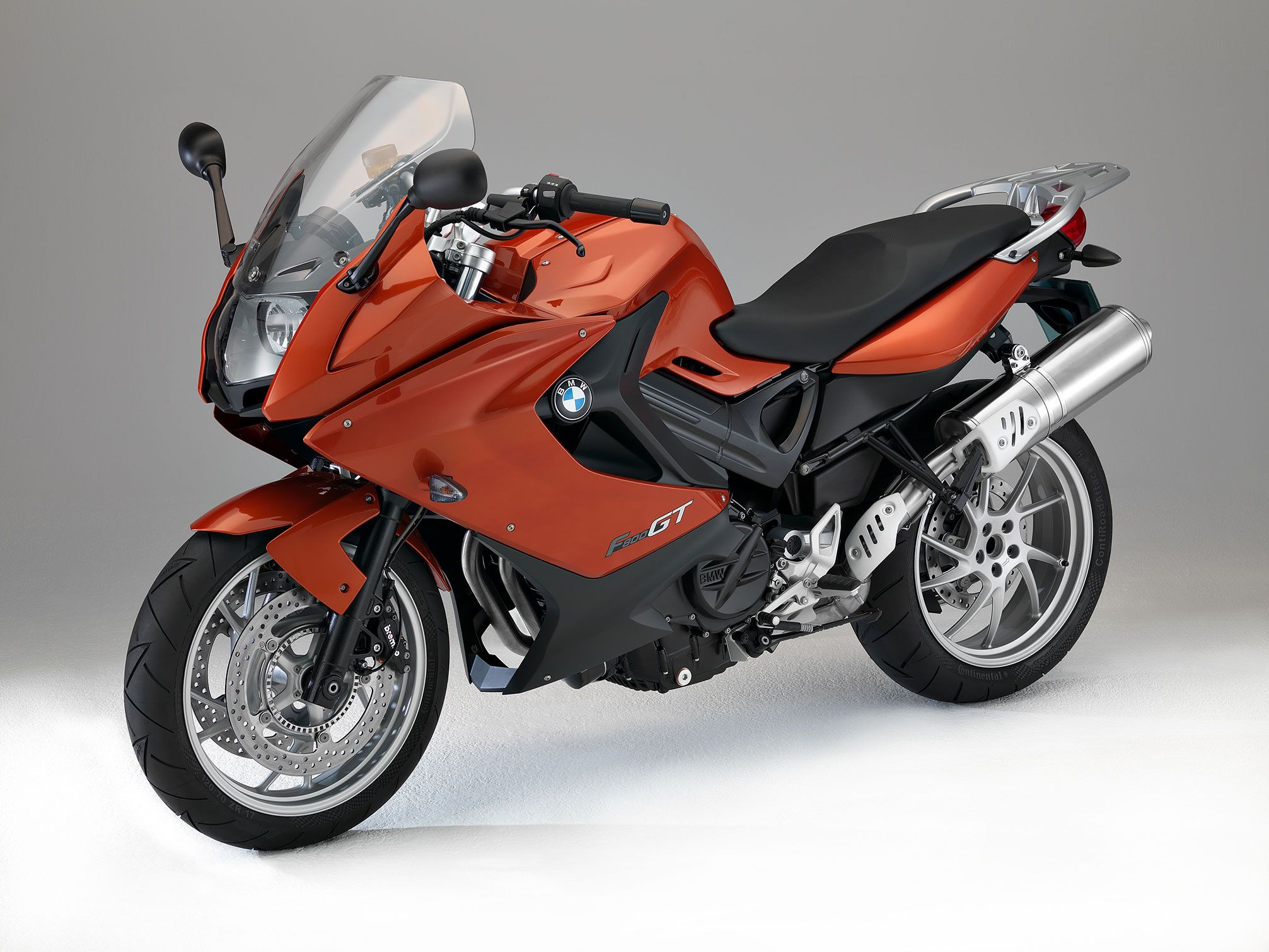 2013x1510 BMW F 800 GT Wallpaper