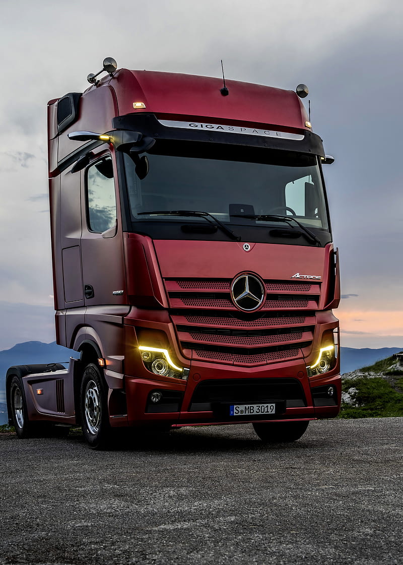 800x1121 HD mercedes actros wallpaper
