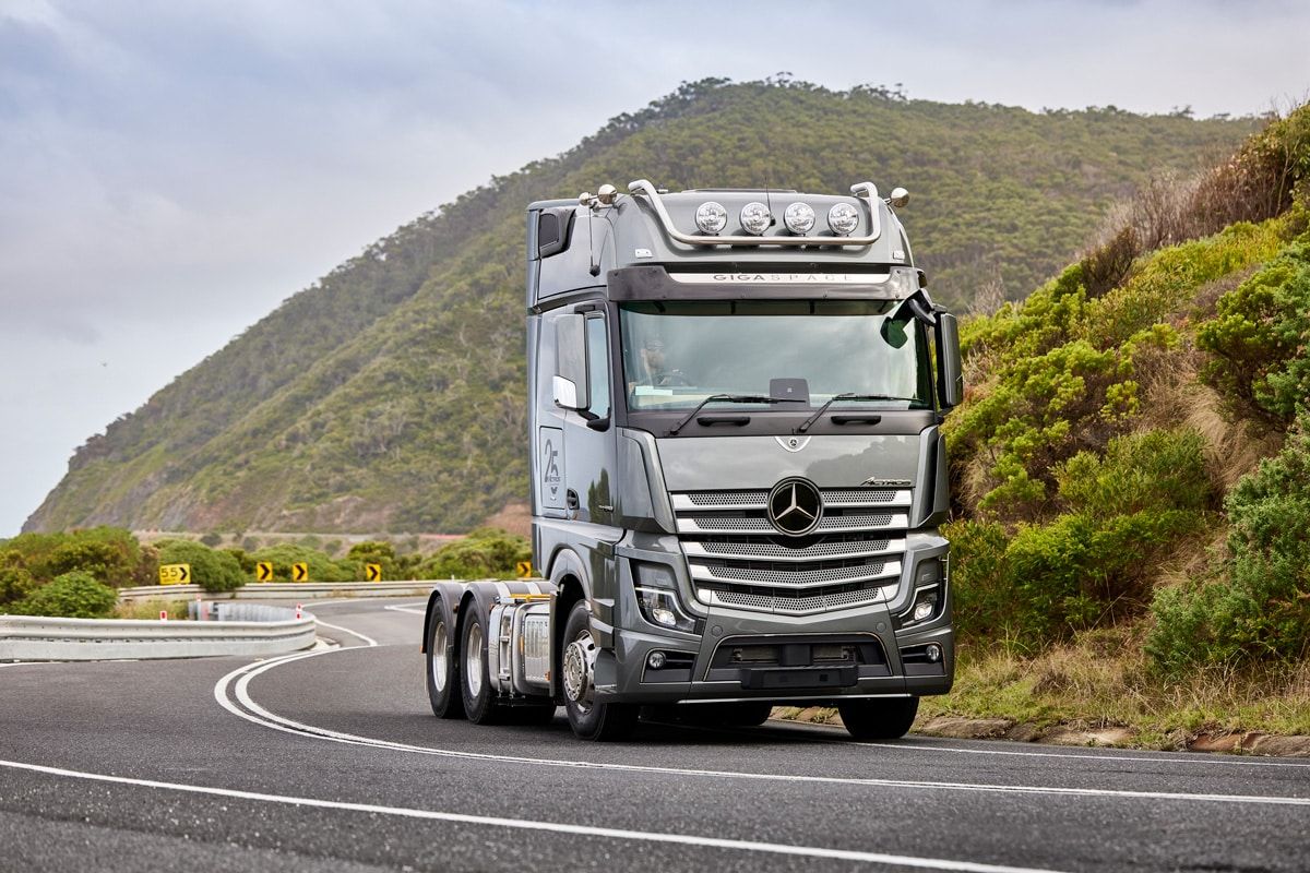 1200x800 Limited edition truck launched for Actros' 25th anniversary