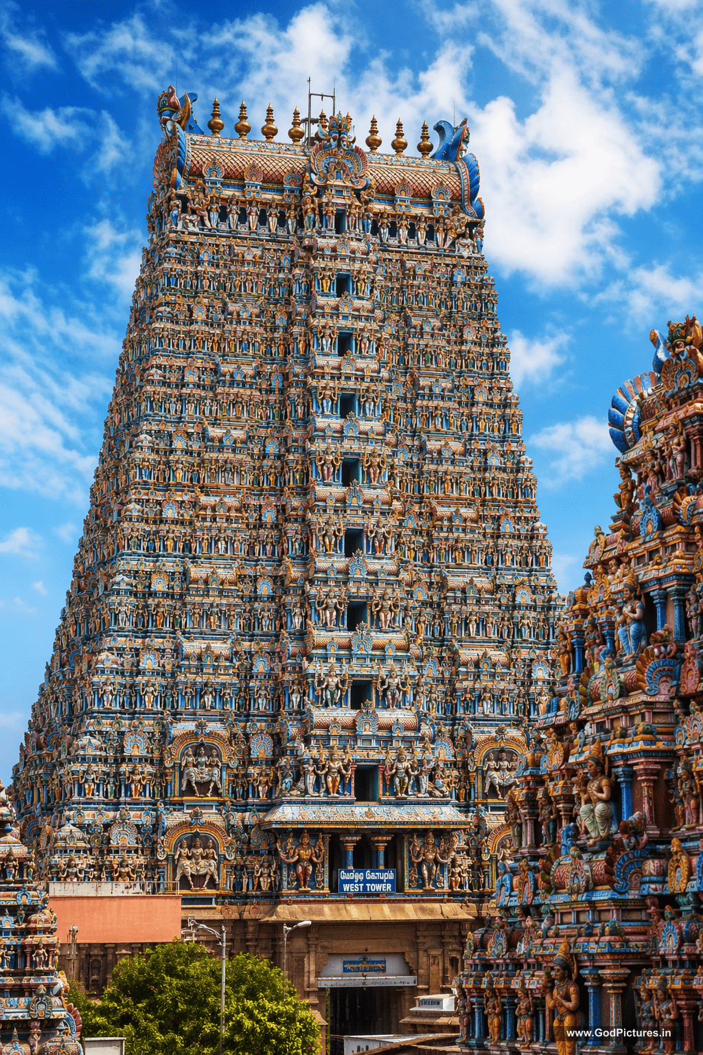1024x1536 Meenakshi Amman Temple Madurai