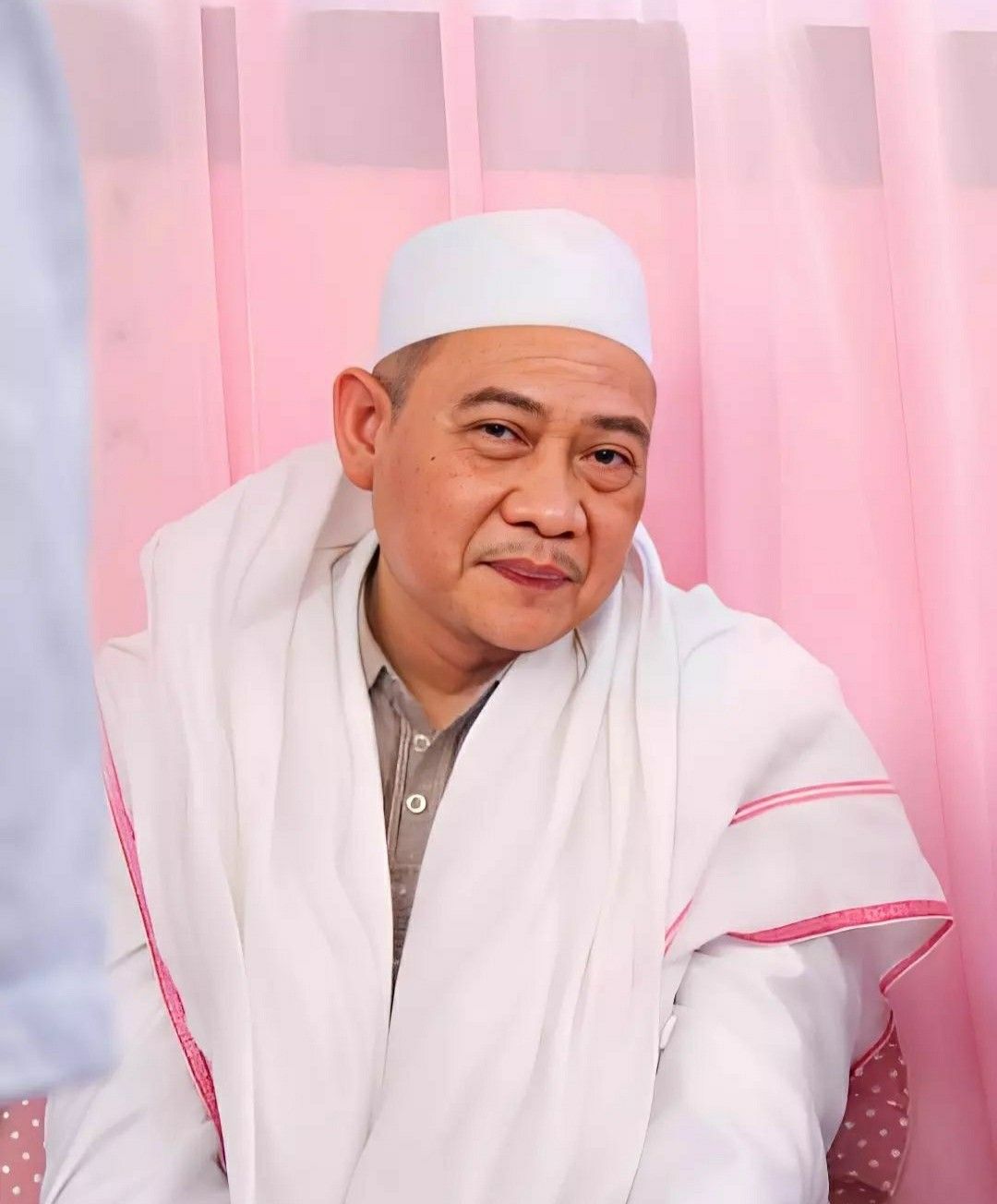 1080x1304 Kumpulan Foto Abuya Uci Terbagus dan Terlengkap Pengajar Tekno