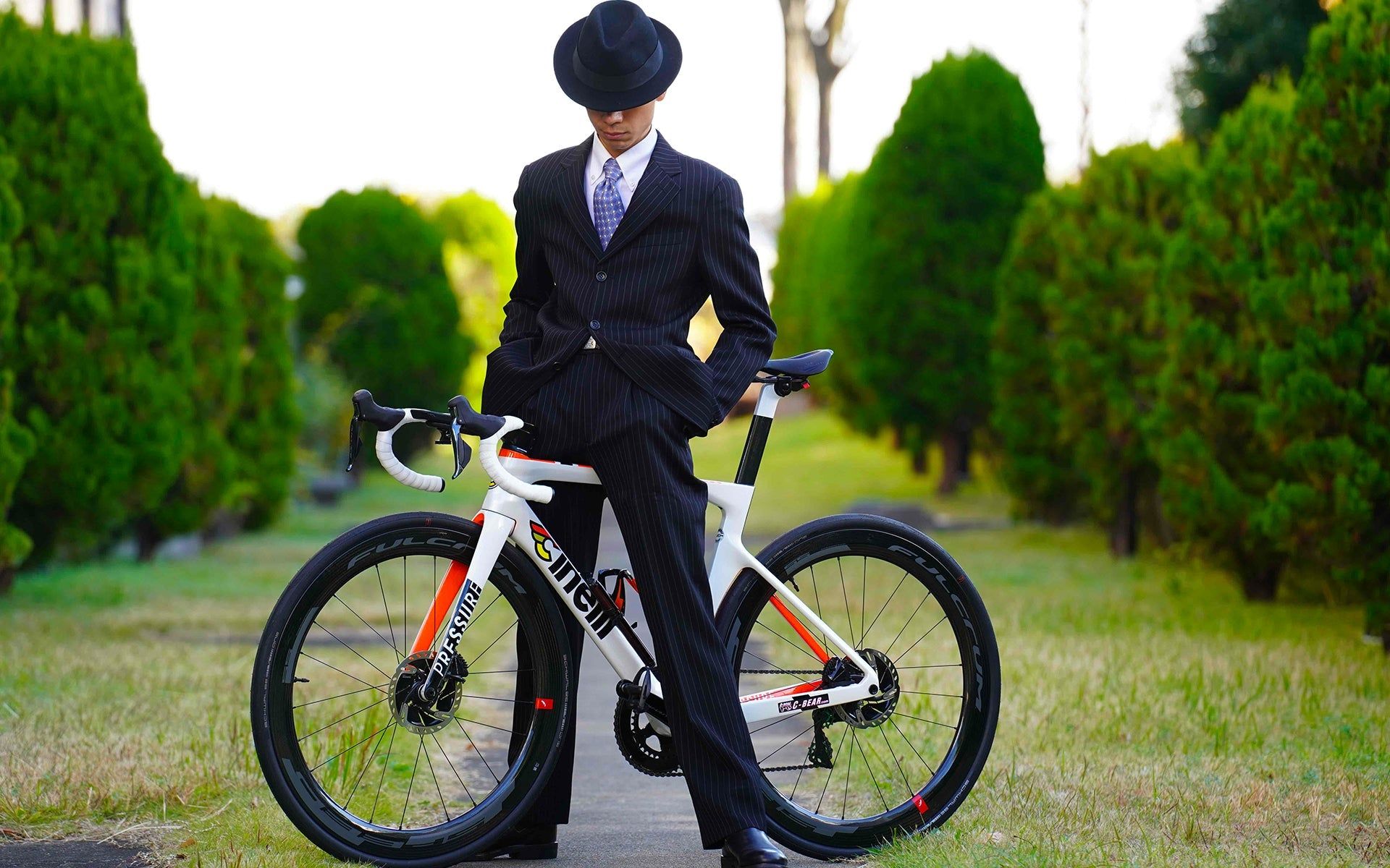 1920x1200 How we met : Time Kondo and his XCR & Pressure