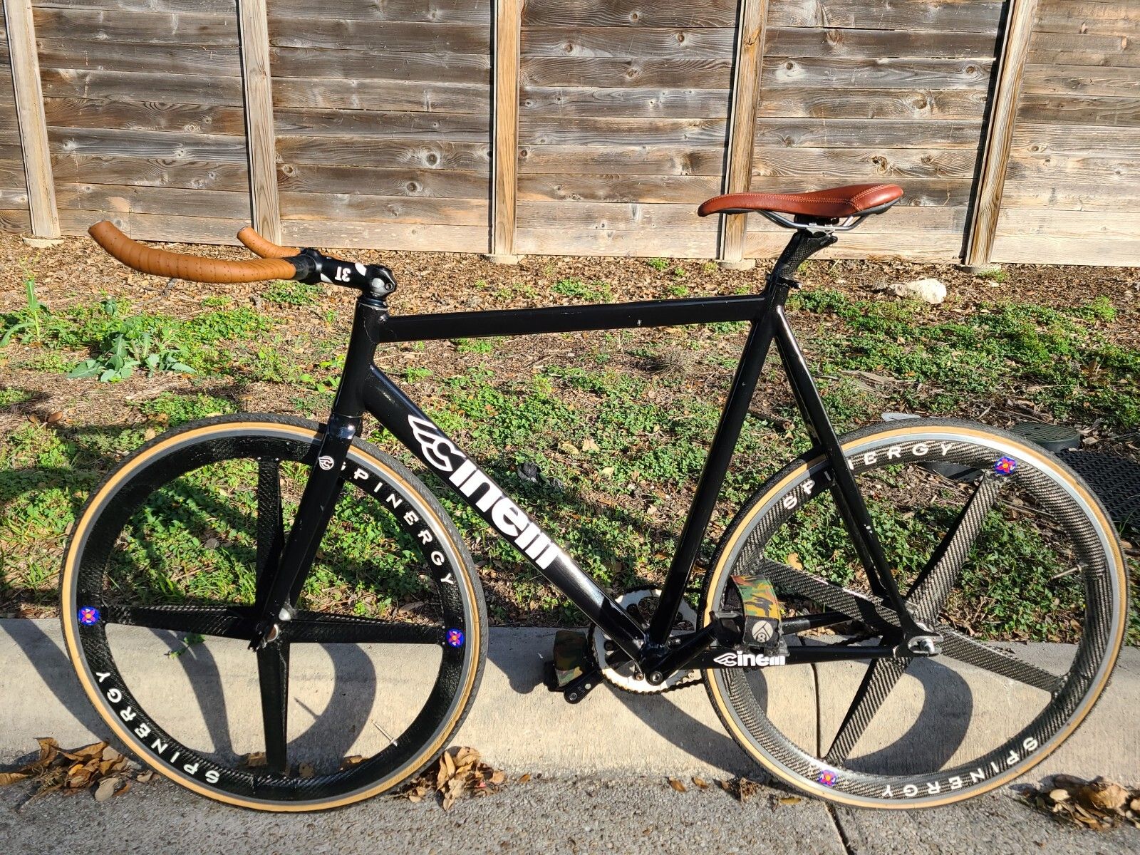 1600x1200 cinelli fix gear with synergy carbon wheels. size 58 .bike runs great