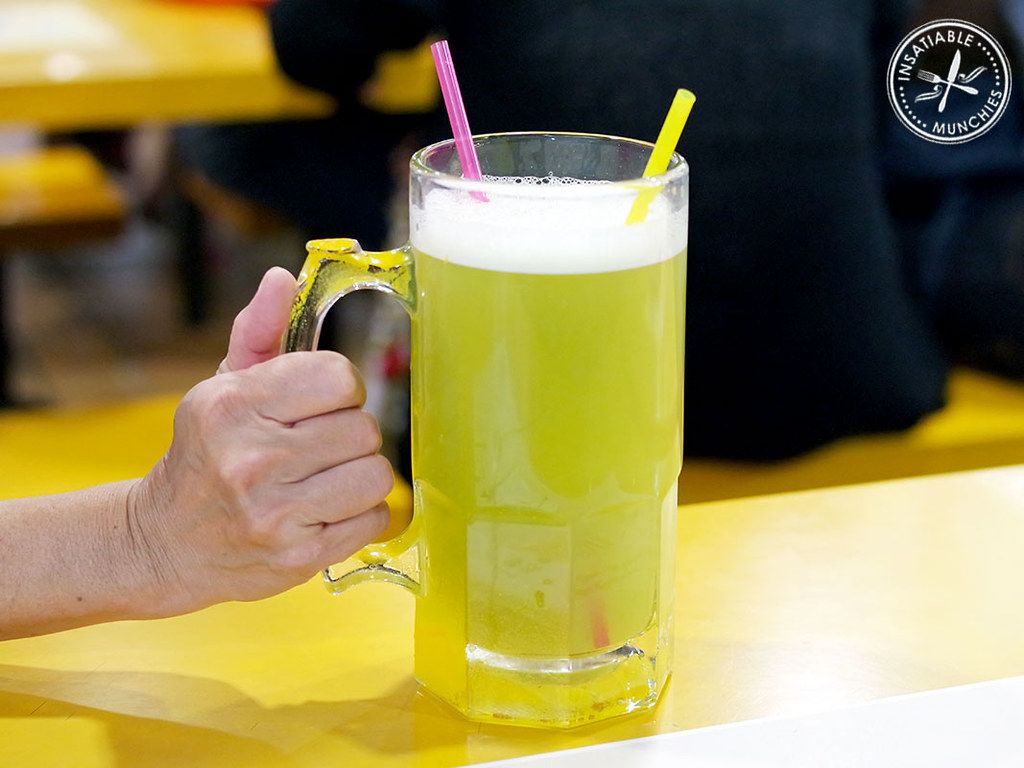 1024x768 Sugarcane Juice. A MASSIVE Jug Mug Glass Of Sugarcane Juice