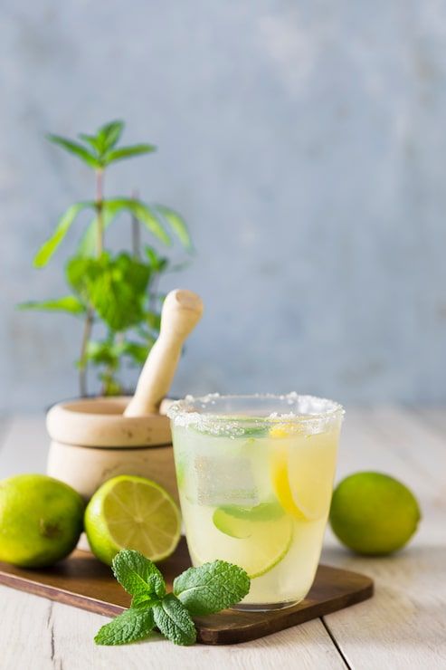493x740 Fresh sugarcane juice Image