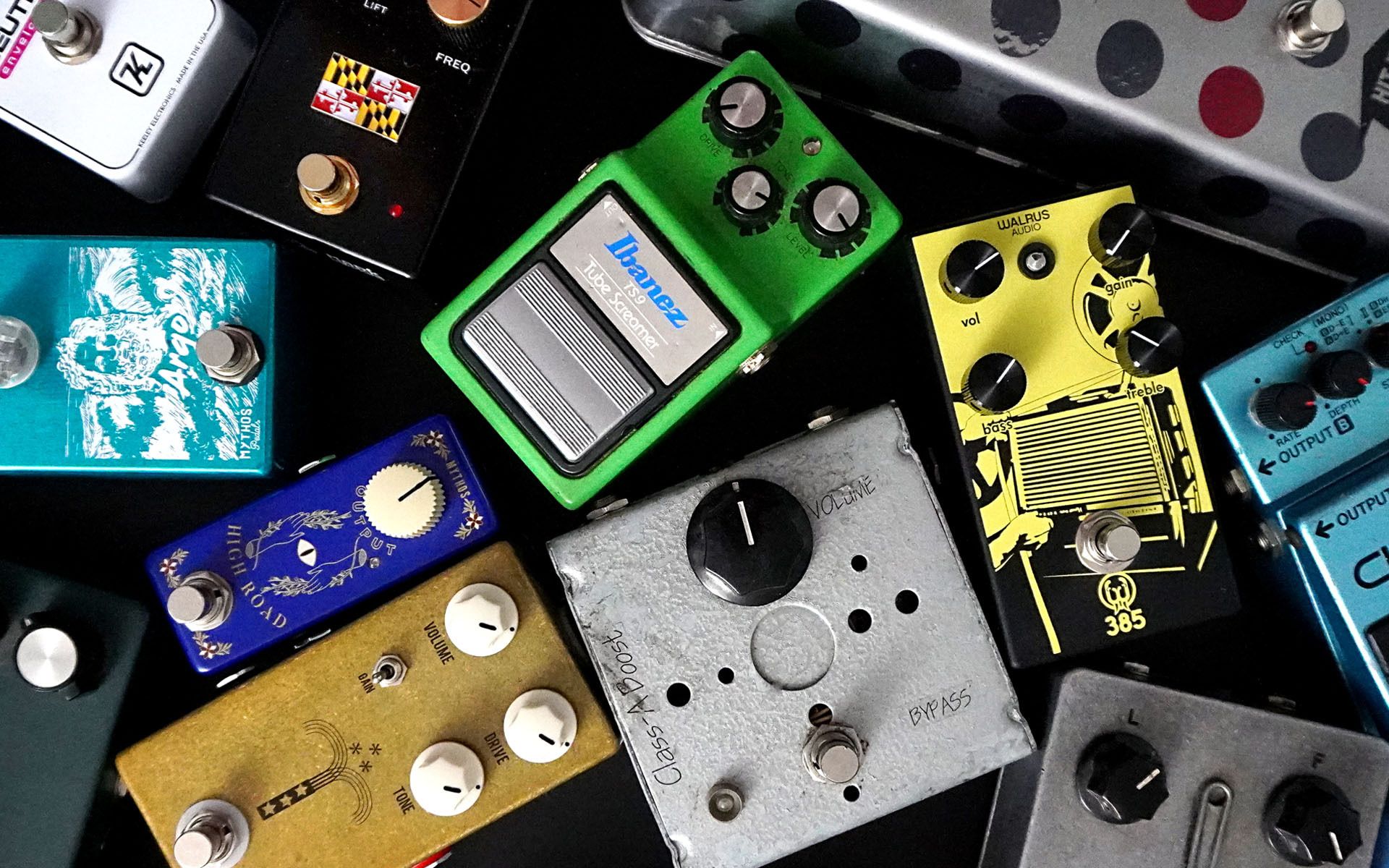 1920x1200 Guitar Pedals: Why Do We Keep Buying Them?
