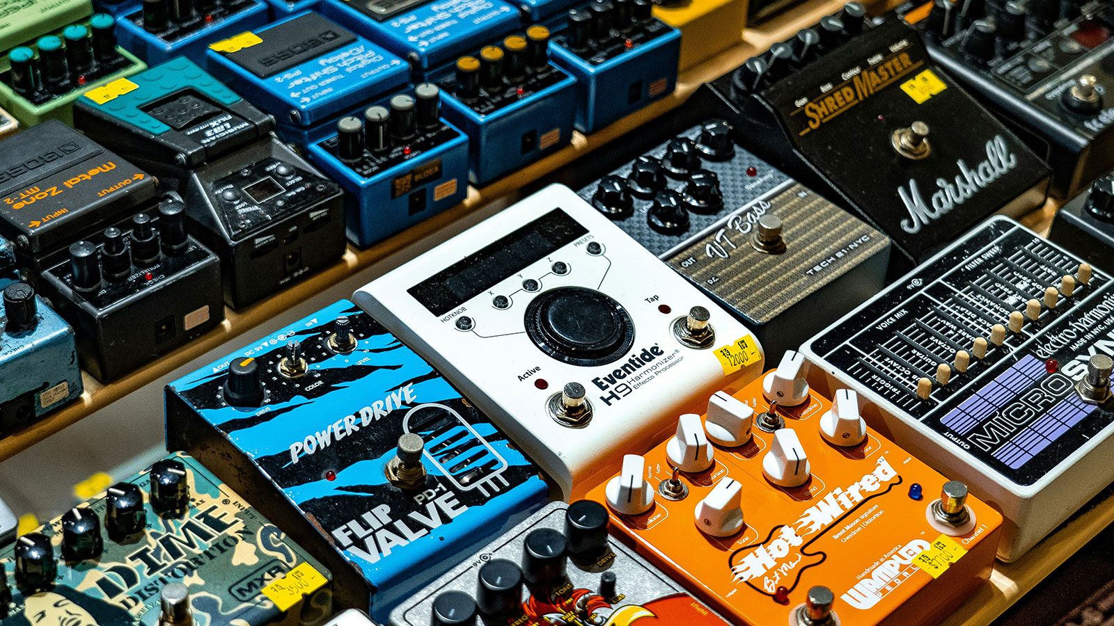 1600x900 Best Guitar Pedals: Complete Guide for Serious Players