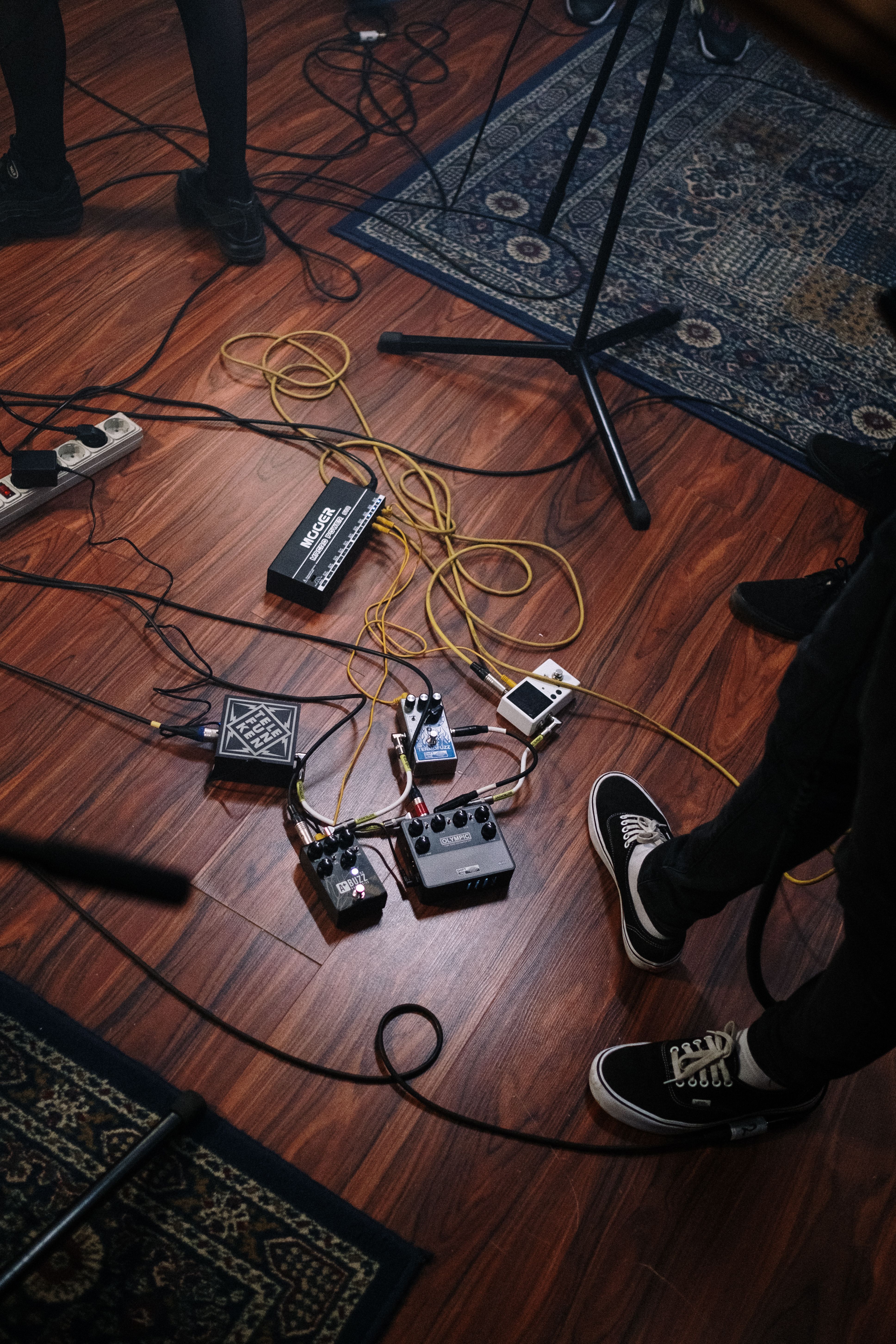 3873x5809 Jhs Pedals Photo, Download The BEST Free Jhs Pedals & HD Image