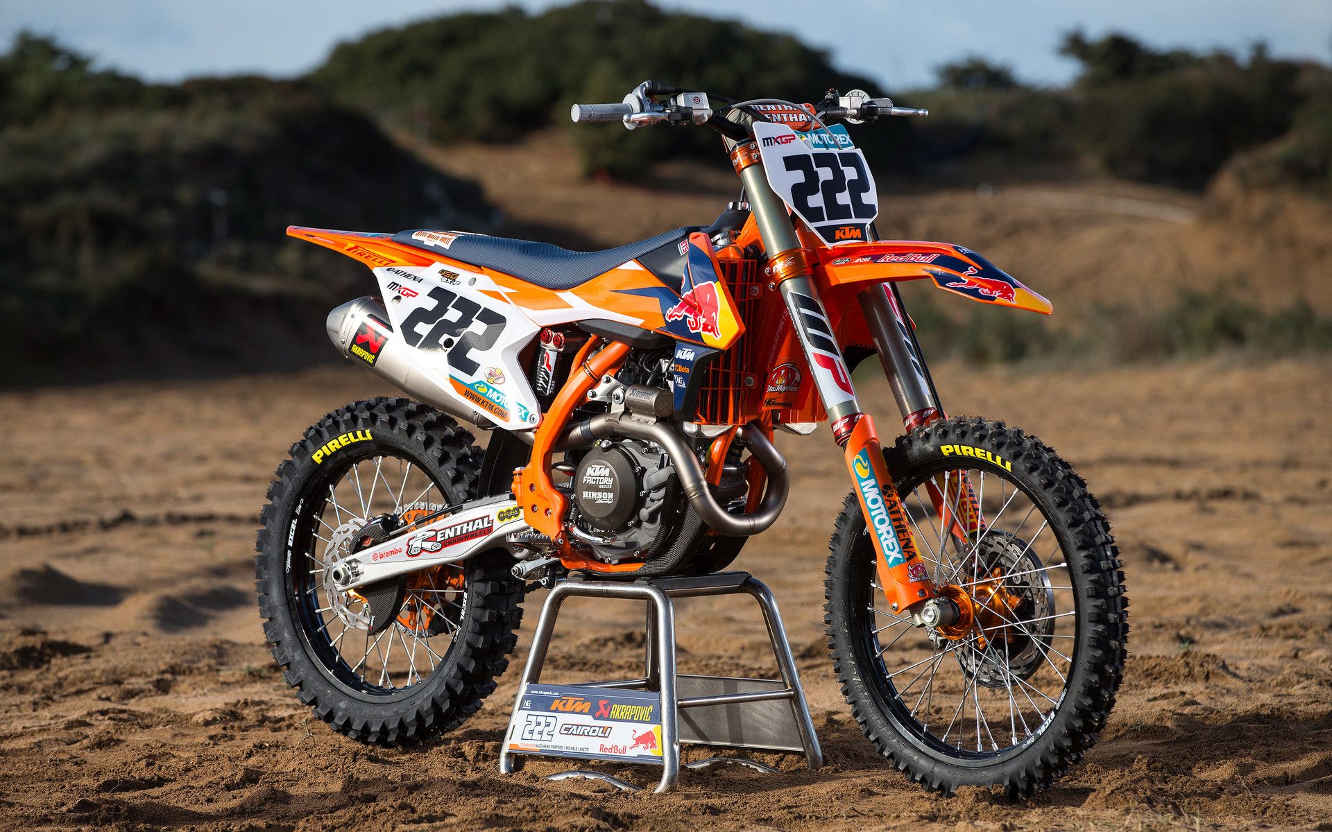 1920x1200 PHOTO GALLERY: ANTONIO CAIROLI'S RED BULL KTM450SXF