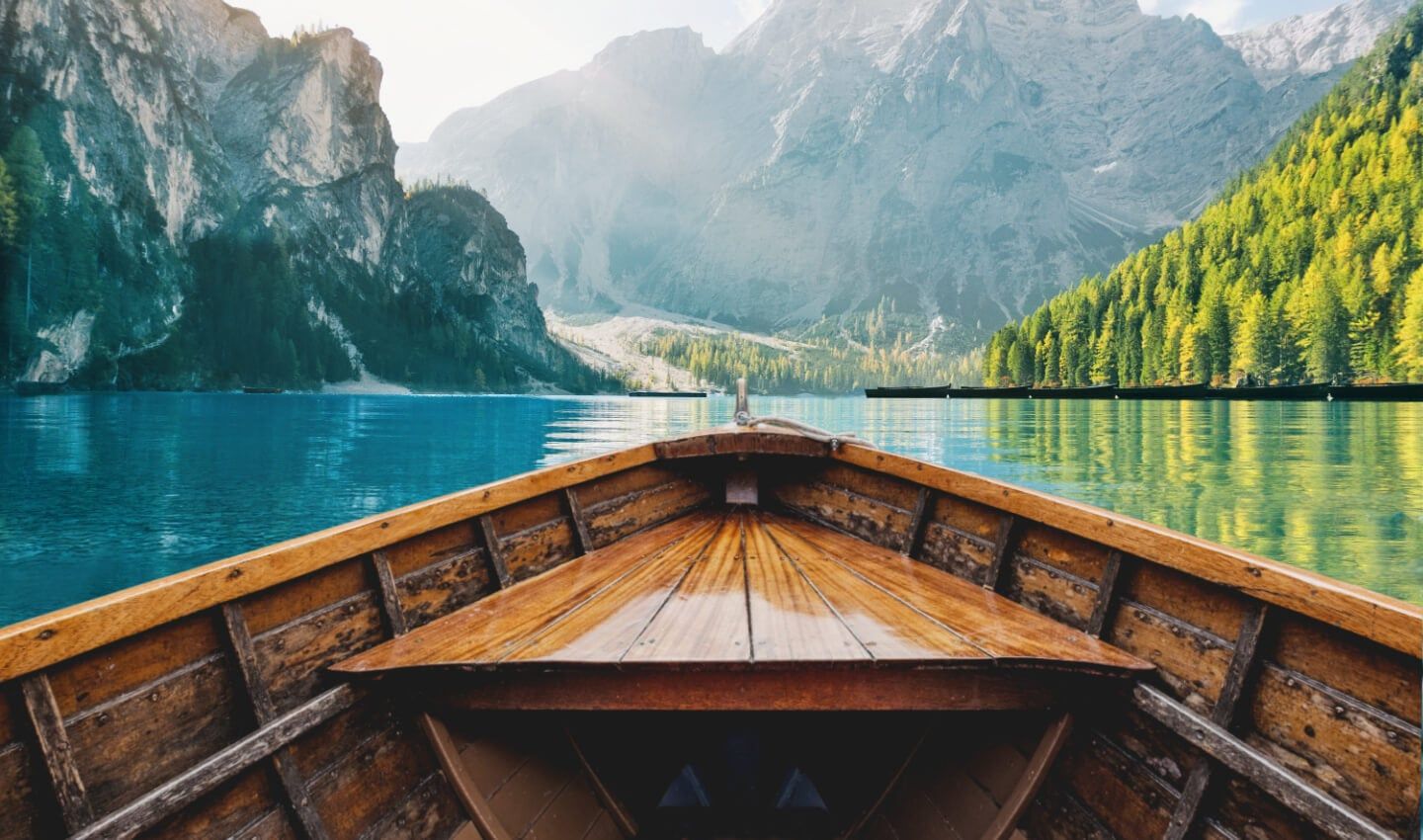 1440x850 Lago di Braies (Without the Crowds): 2026 Hiking Guide