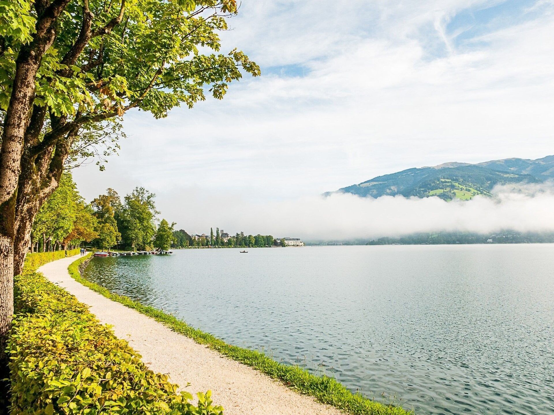 1920x1440 H. Seepromenade Am See Kaprun