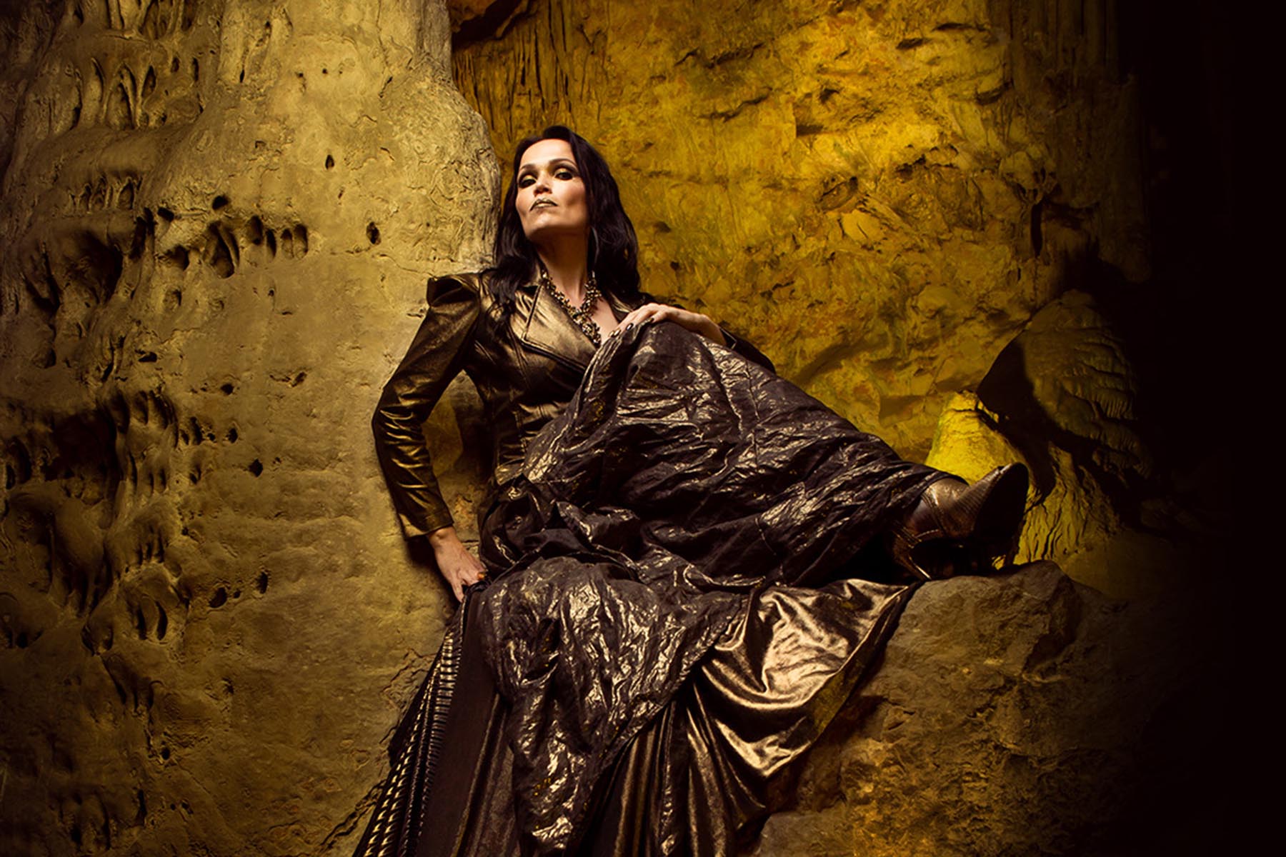 1800x1200 Tarja The Raw (Album Review)