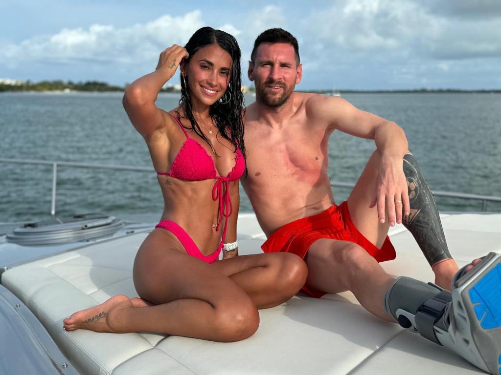 1024x768 Lionel Messi's wife stuns in boat photo after COPA America final