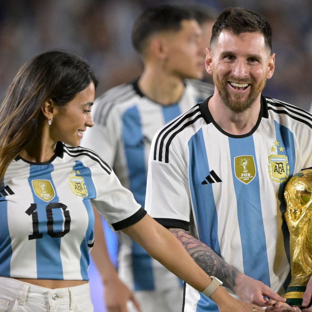 1080x1080 Antonela Roccuzzo and Lionel Messi celebrate their first anniversary in Miami