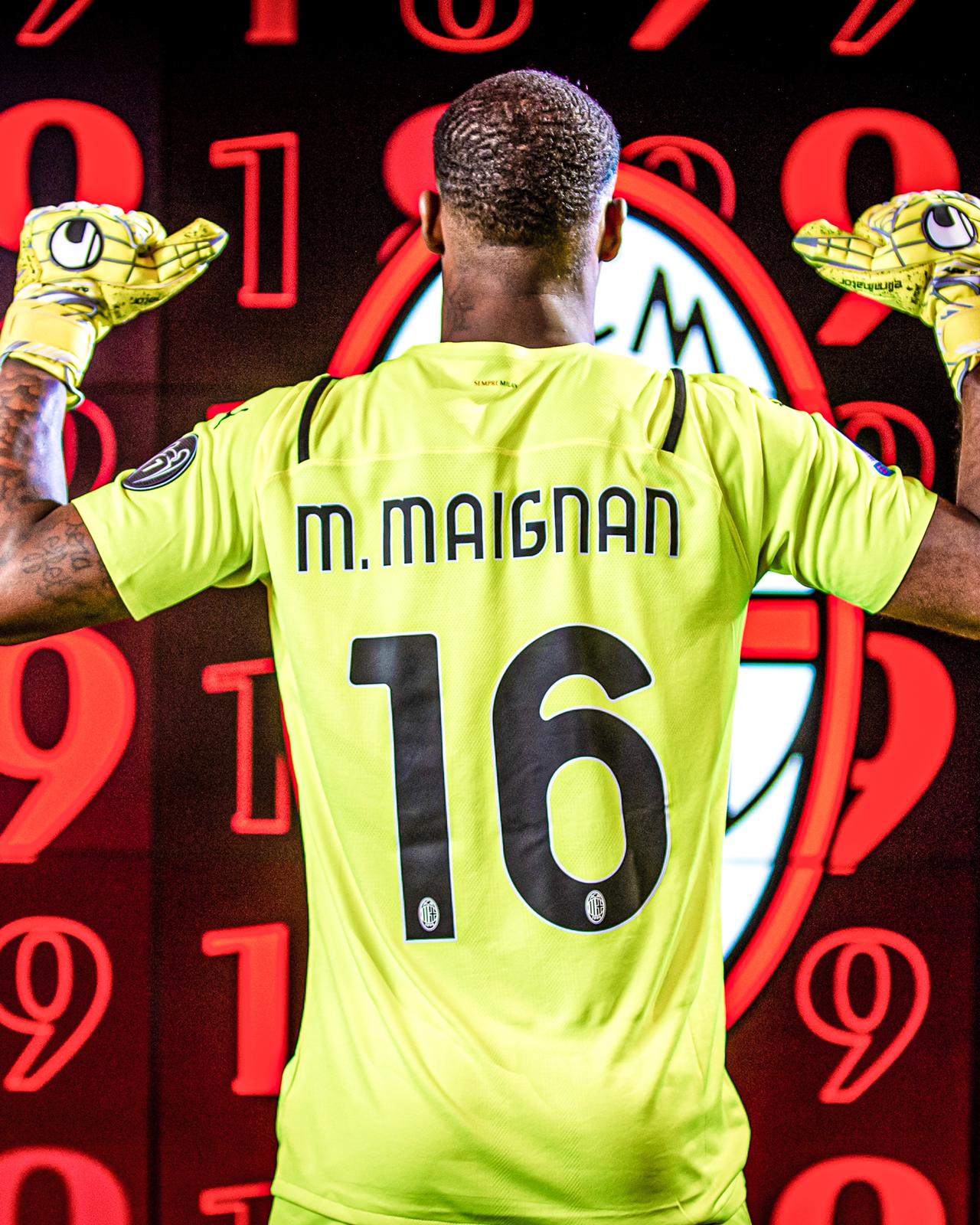 1280x1600 Mike Maignan Wallpaper