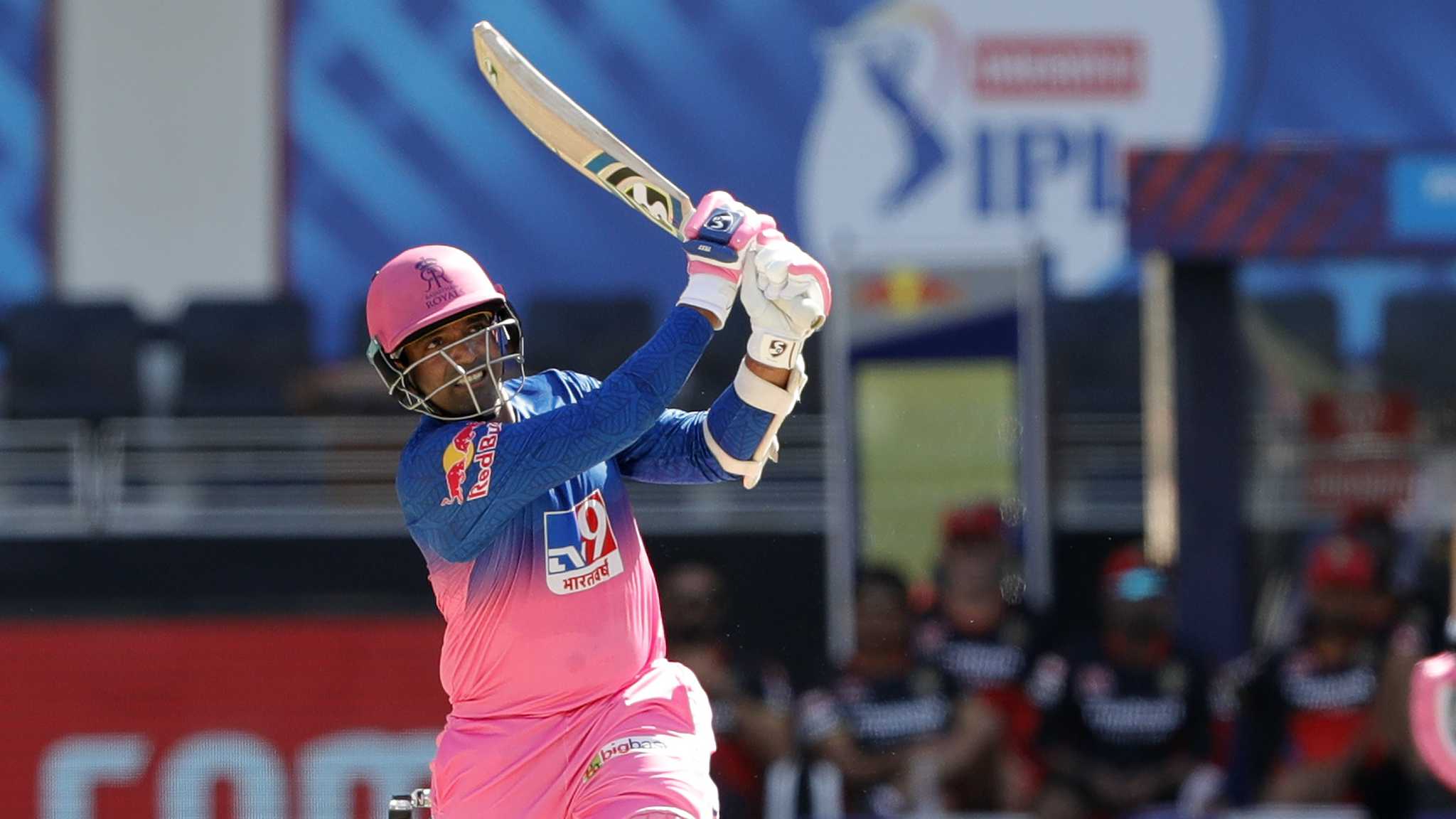 2048x1152 Uthappa the rare silver lining amidst RR's gloom