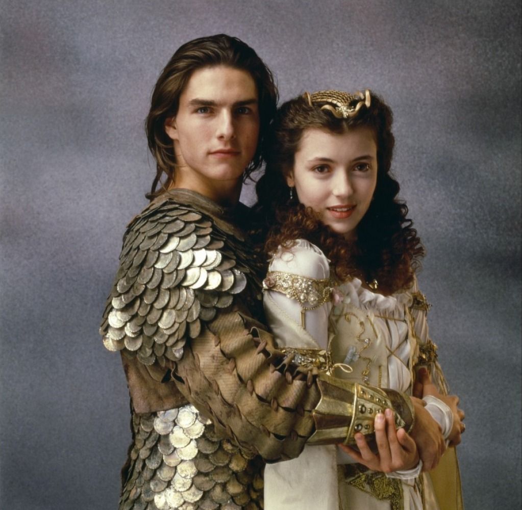 1023x1000 Mia Sara