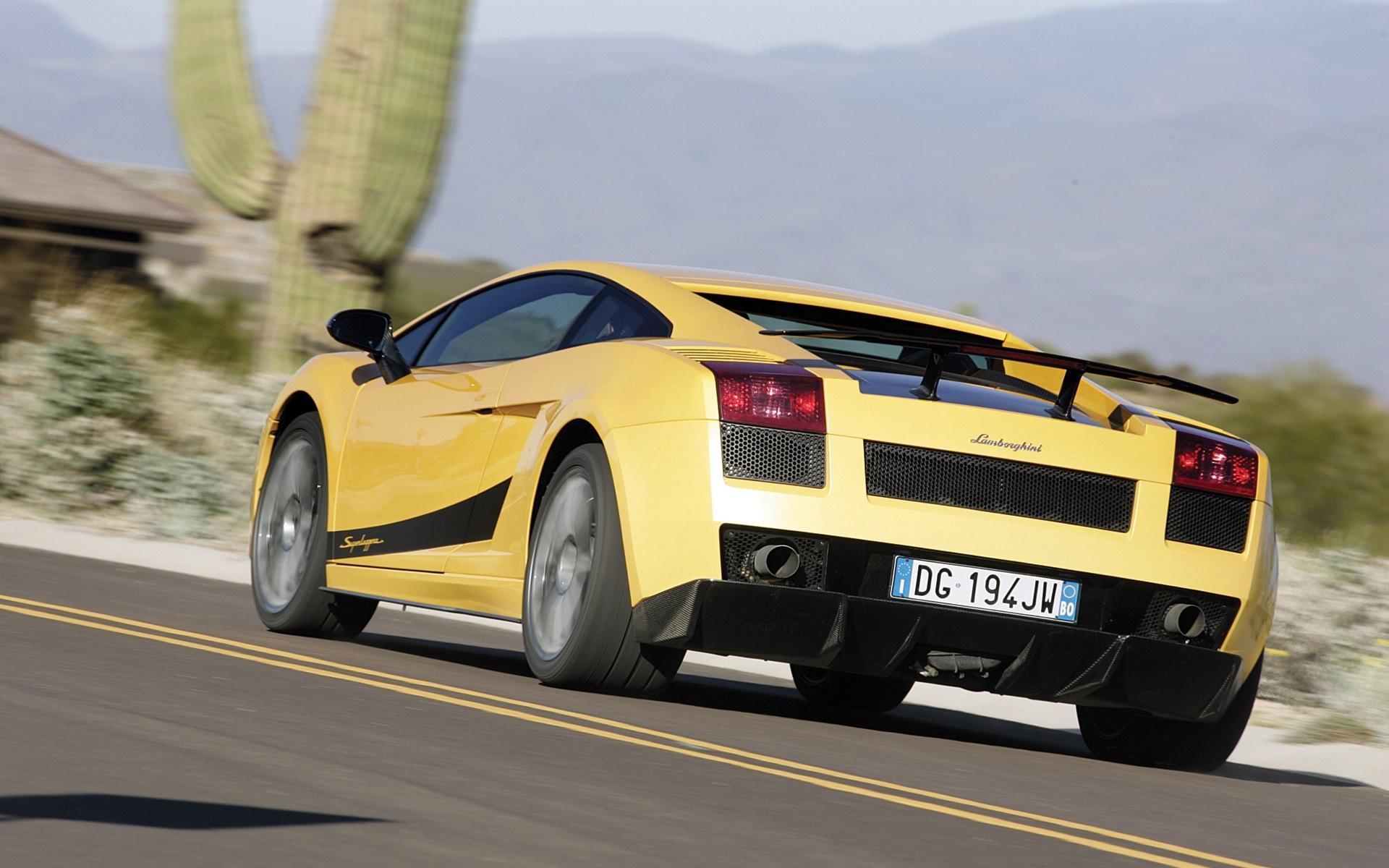 1920x1200 Lamborghini Gallardo Superleggera on the desert street HD desktop