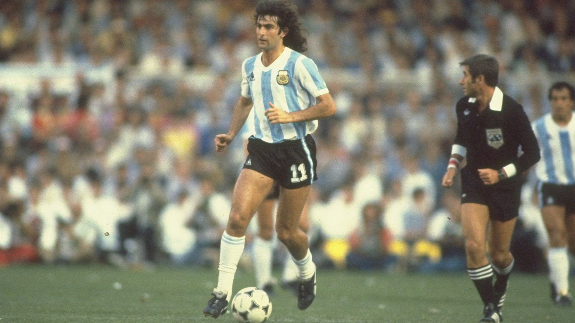 1920x1080 Mario Kempes: Como está jugando, a Argentina no le tengo ninguna fe para el Mundial