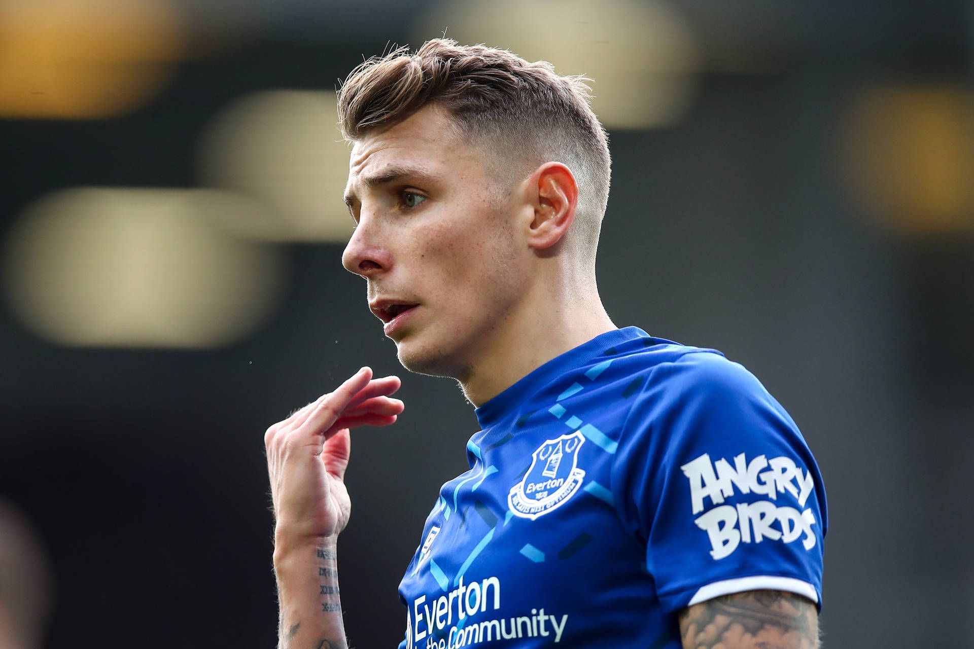 1920x1280 Download Football Player Lucas Digne Side Profile Wallpaper