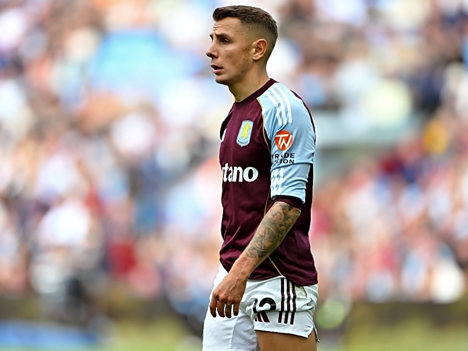 1600x1200 Report: Ligue 1 giants ready to raid Aston Villa for veteran star