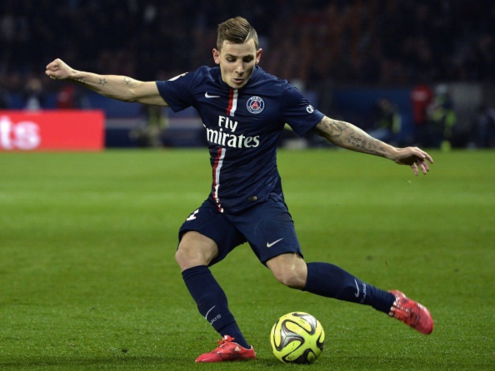 1600x1200 Liverpool: Reds miss out as PSG defender Lucas Digne closes in on Roma move