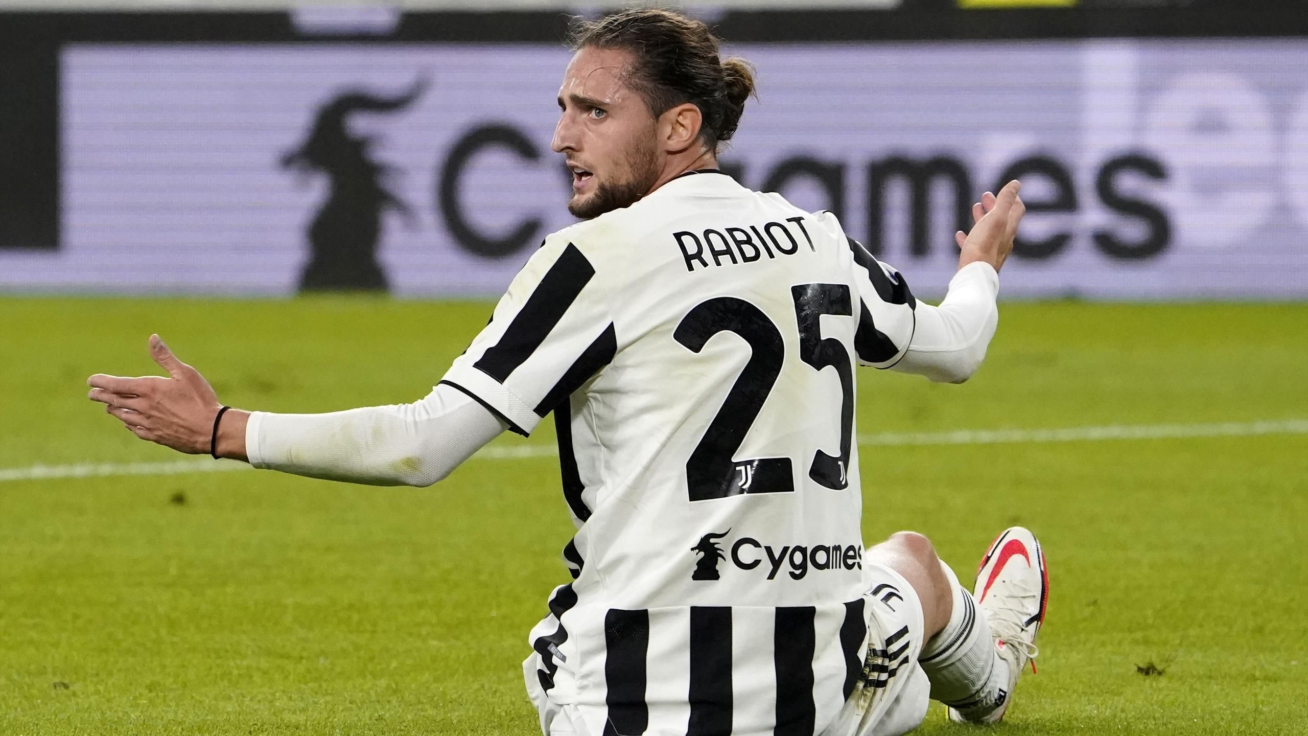 2560x1440 Arsenal challenge Newcastle for Rabiot