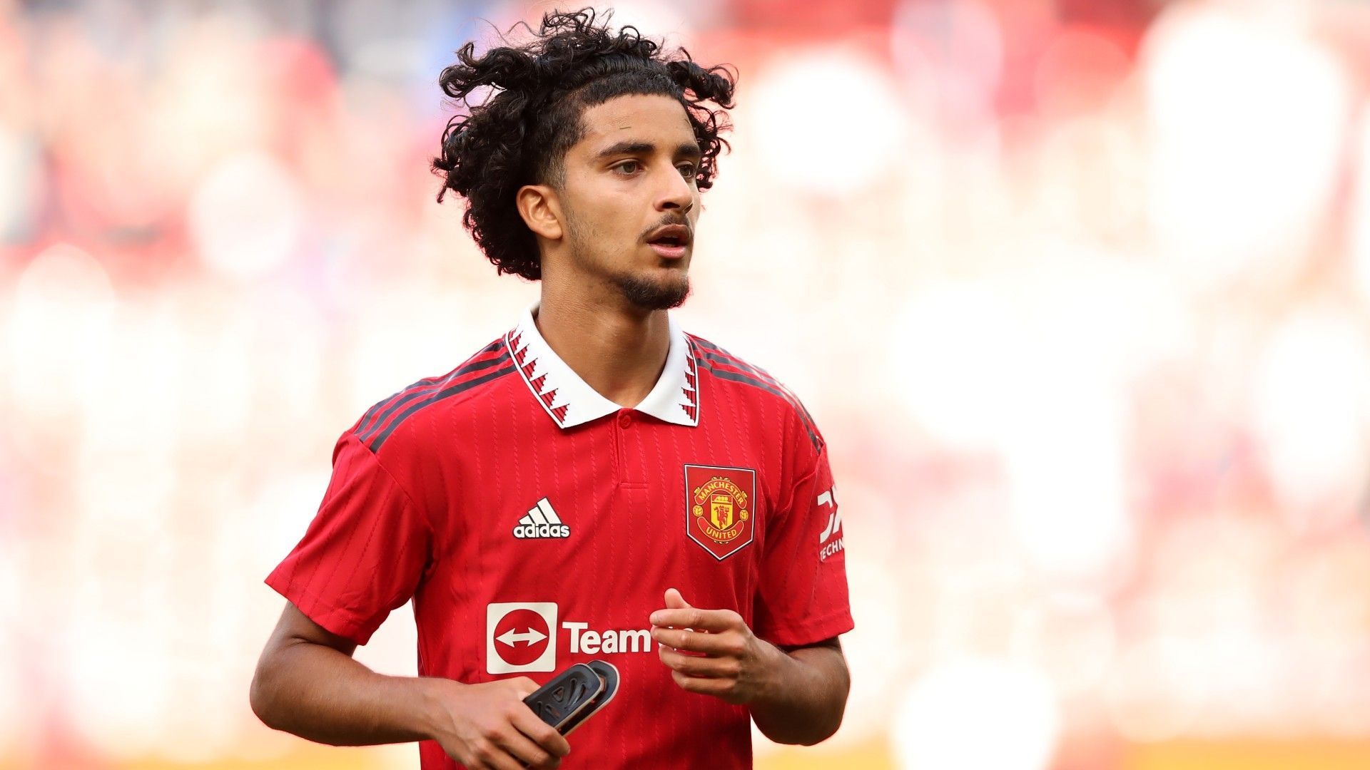 1920x1080 I know he plays for Liverpool but' Iqbal inspired by Man Utd rival & a Red Devils transfer target