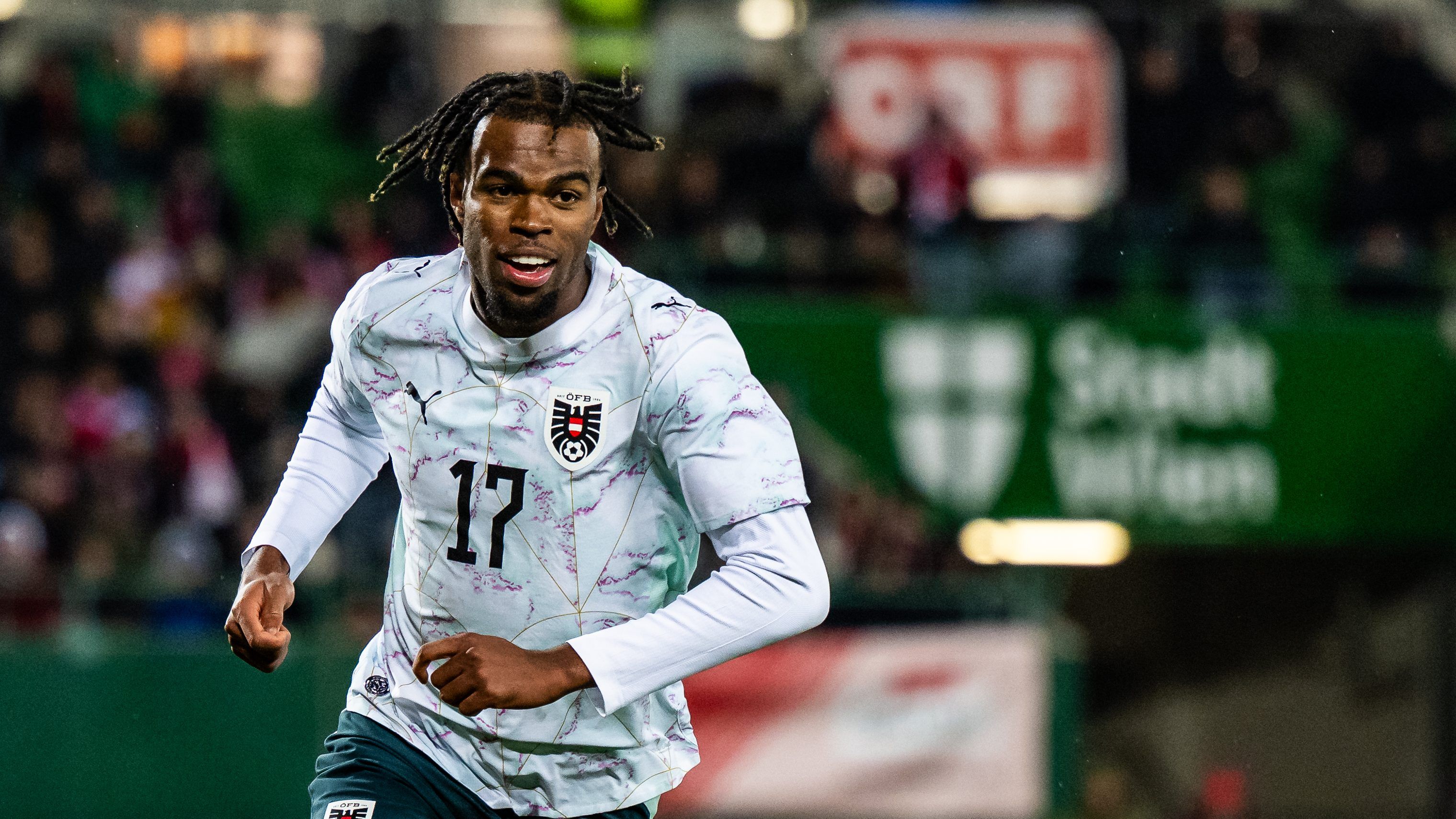3040x1710 Carney Chukwuemeka on Borussia Dortmund's season so far, representing Austria and FIFA World Cup memories