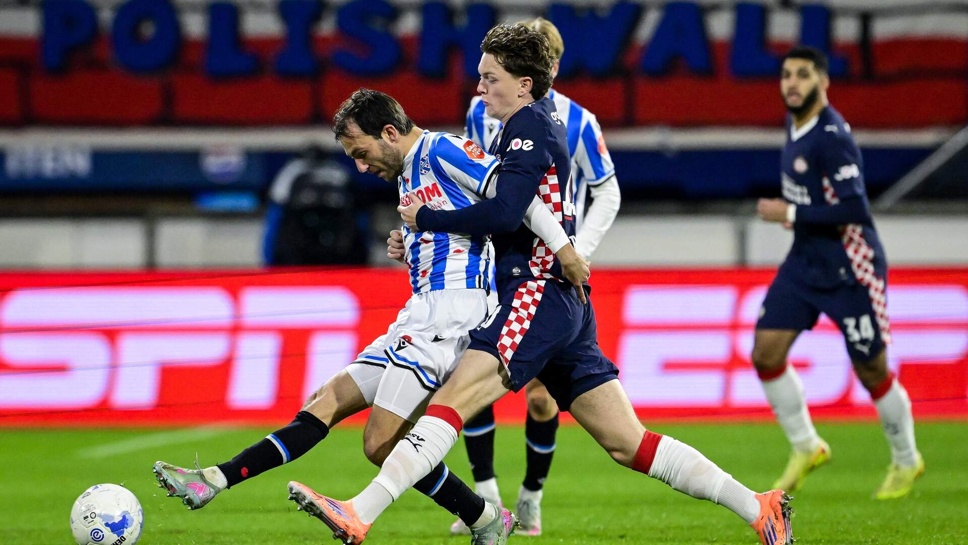 1920x1080 Paul Wanner smult van samenspel met Joey Veerman en Jerdy Schouten: 'Really cool'
