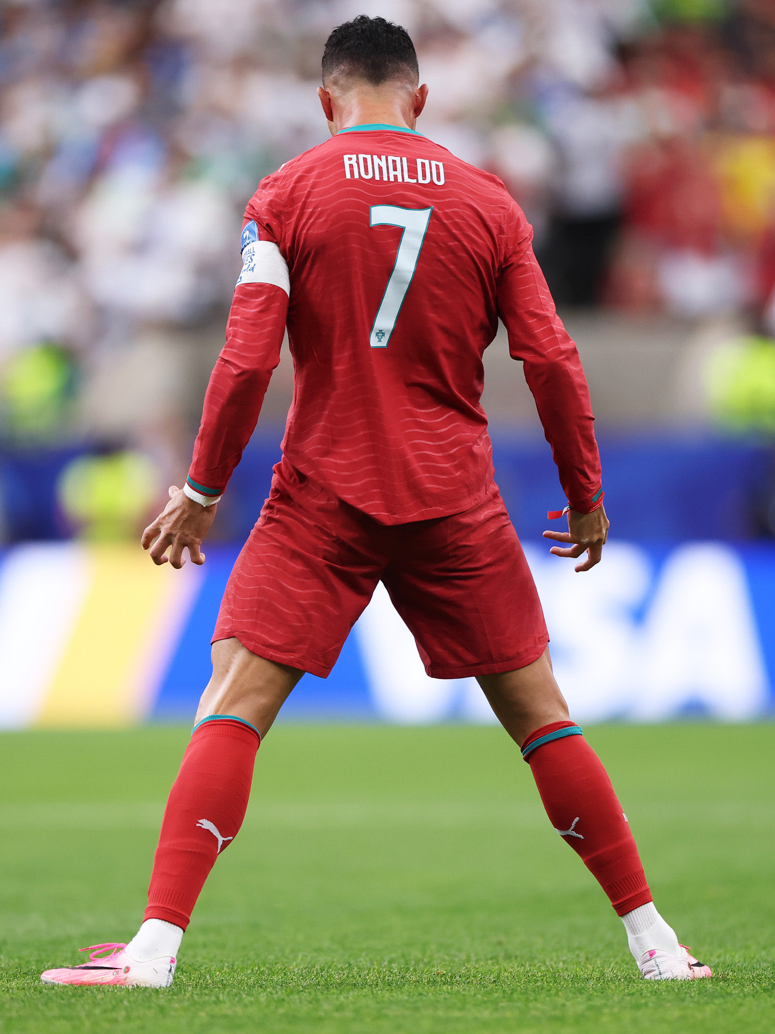 1536x2048 Cristiano Ronaldo 2026 Back Phone