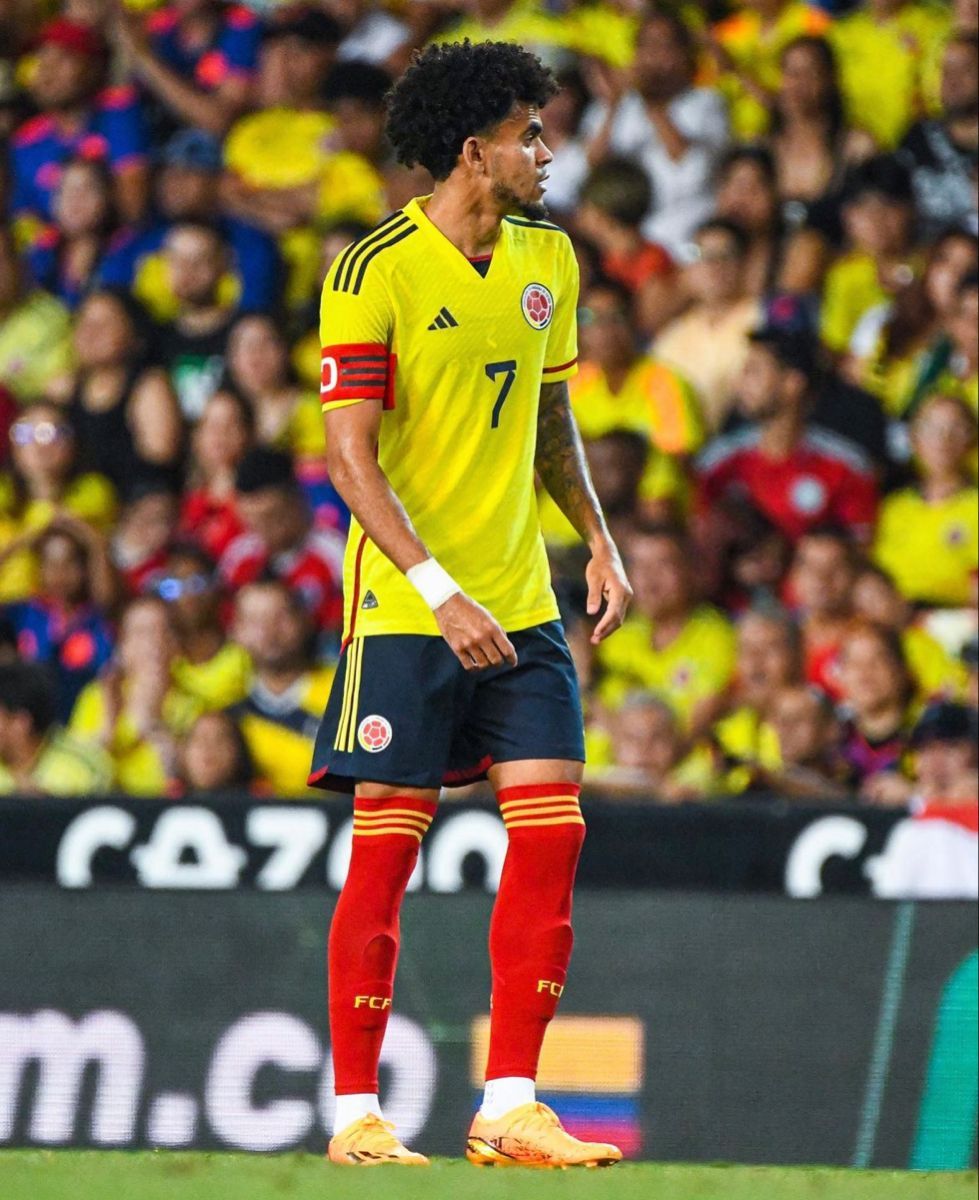 979x1200 ideas de Luis diaz en 2026. seleccion colombia, colombia, selección de fútbol de colombia