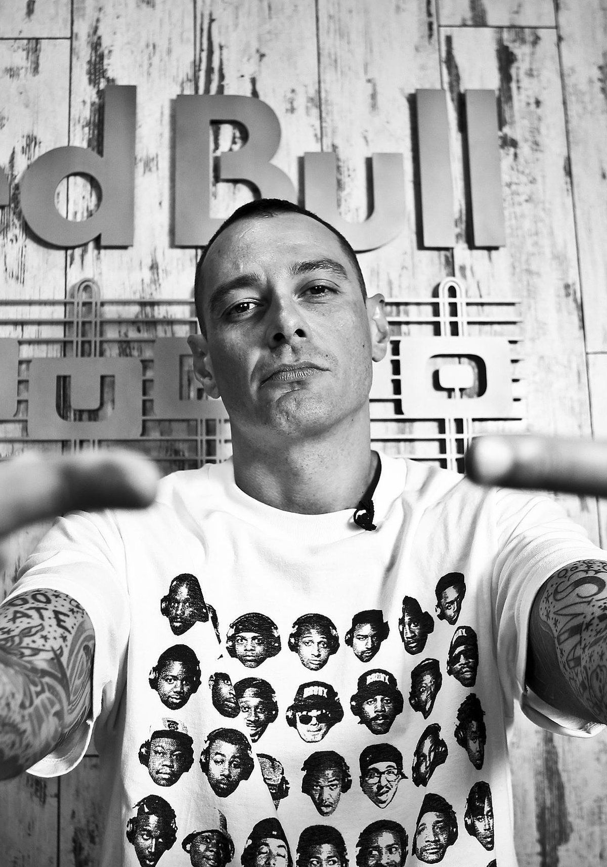 1200x1714 Scopri 19 Fabri Fibra ❤️ e idee su musica italiana. rap italiano aesthetic, trap italiana, rap e molto altro