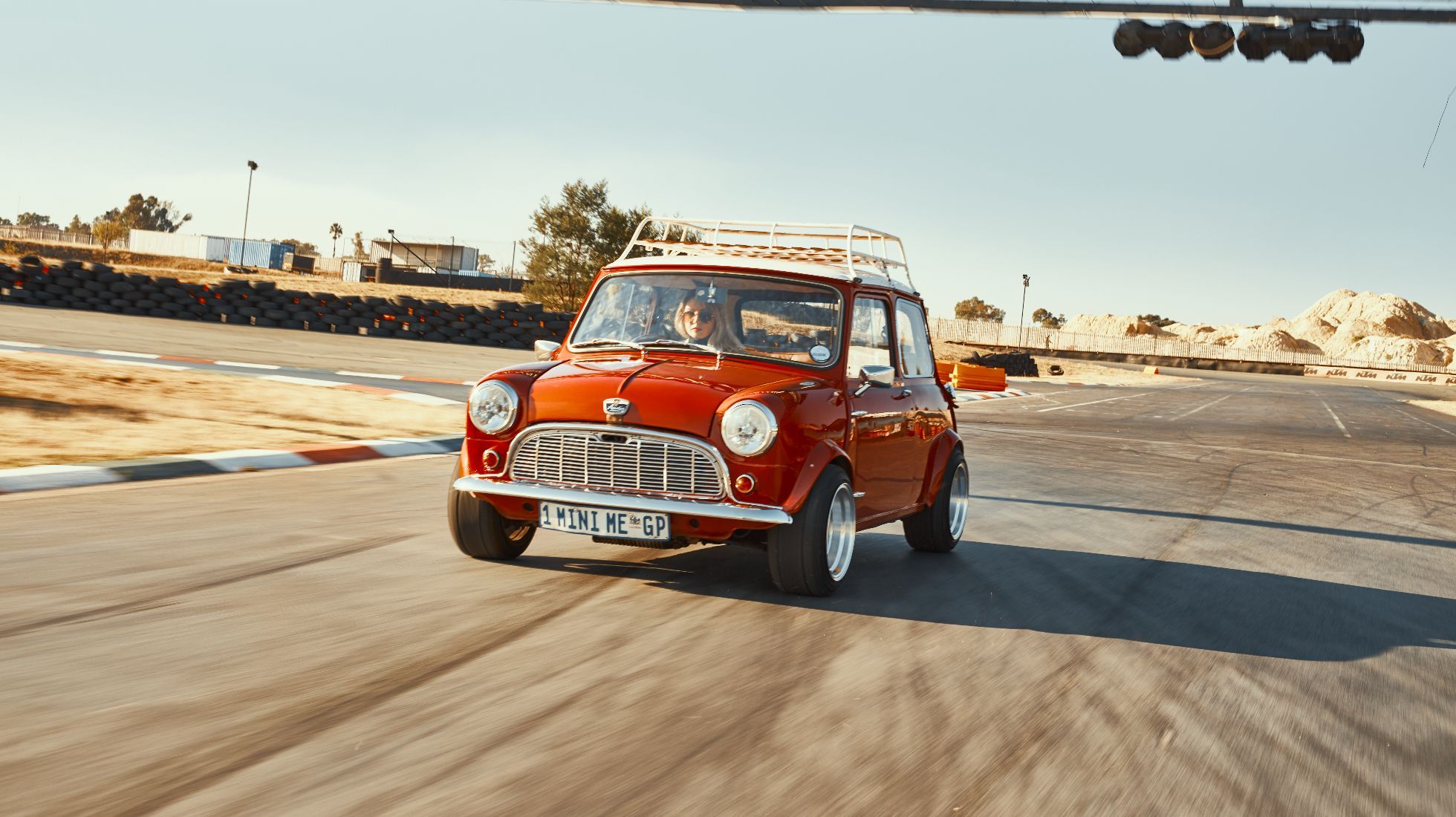 1960x1100 A Mini, the way Austin intended. TopGear South Africa