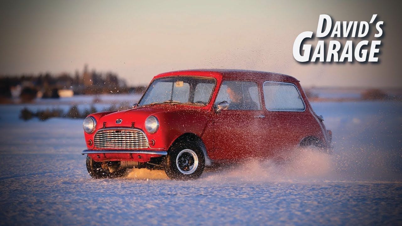 1280x720 Classic Mini on Frozen Lake