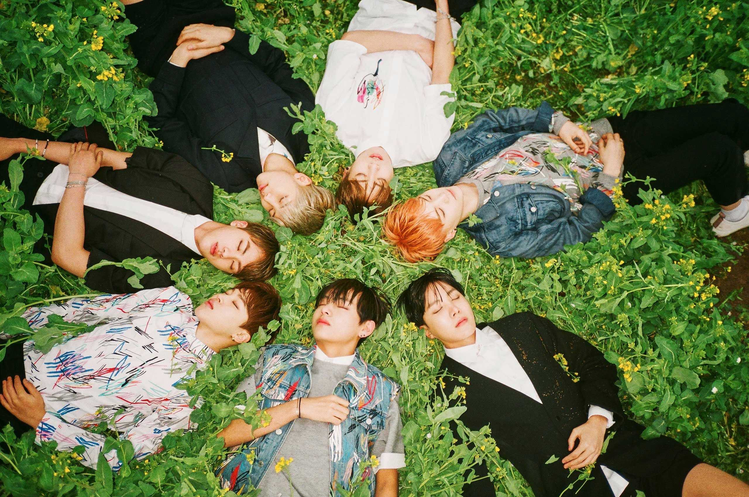 2560x1698 Green BTS Desktop Wallpaper