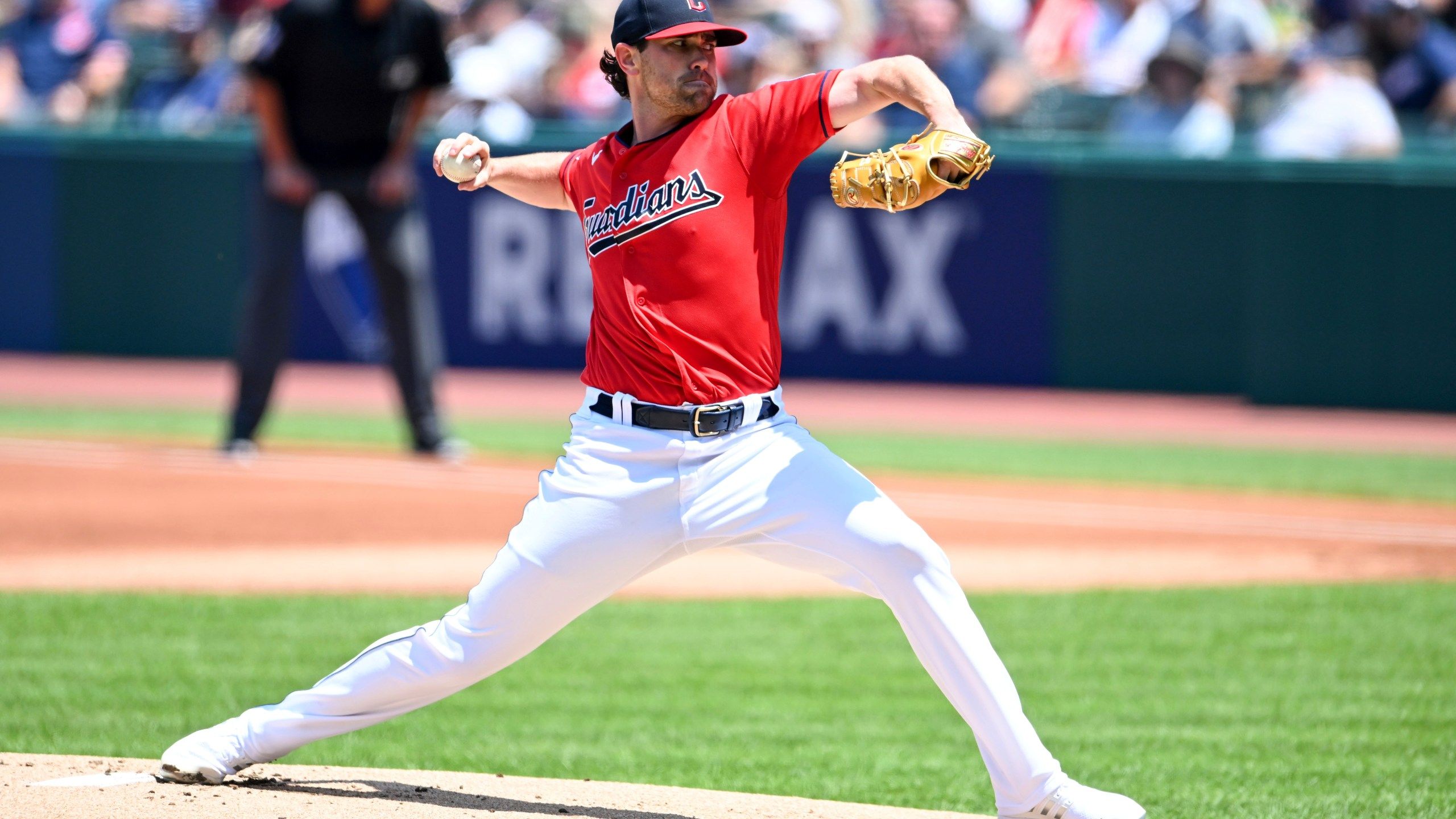 2560x1440 Cleveland Guardians' Ace Shane Bieber To Miss First Start After All Star Break