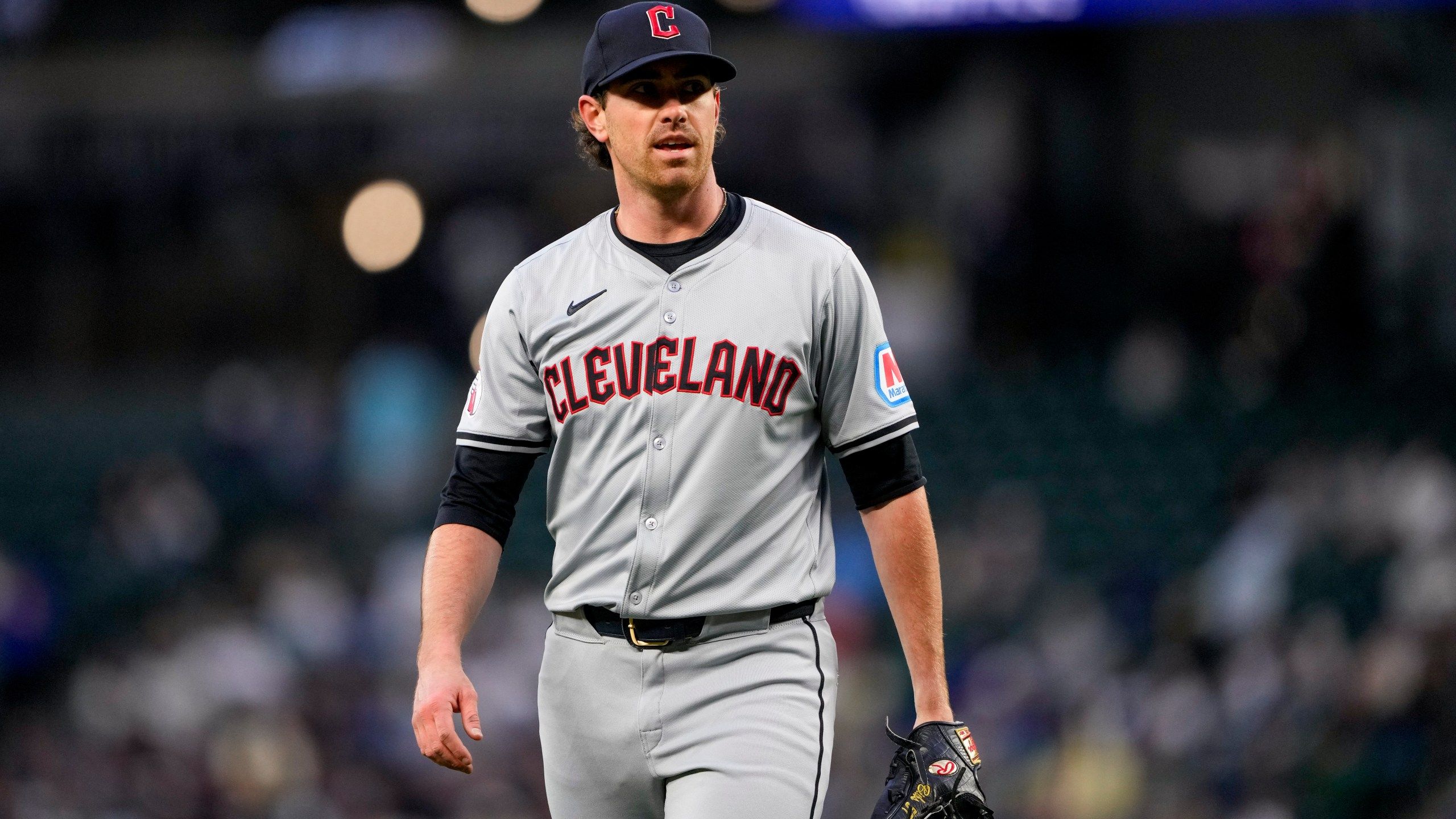 2560x1440 Cleveland Guardians officially sign ace pitcher Shane Bieber to a free agent deal