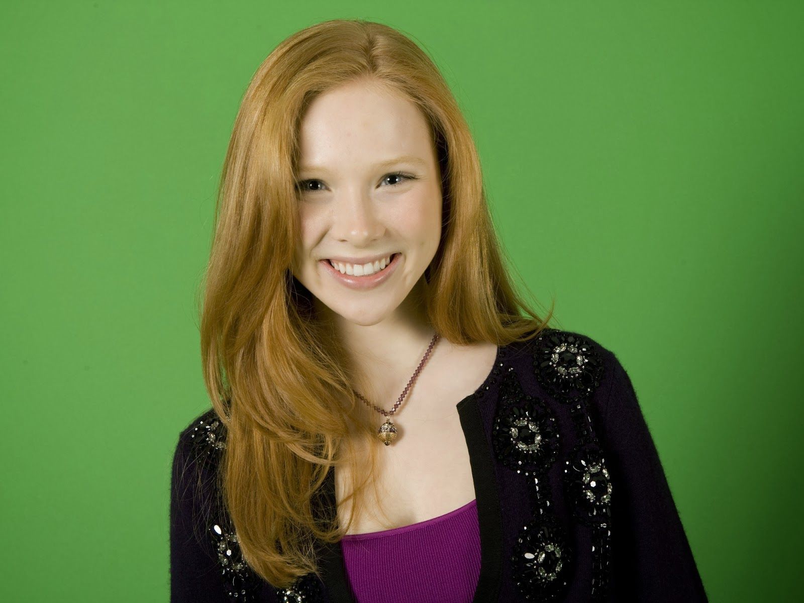 1600x1200 Film Actresses: Molly Quinn summary