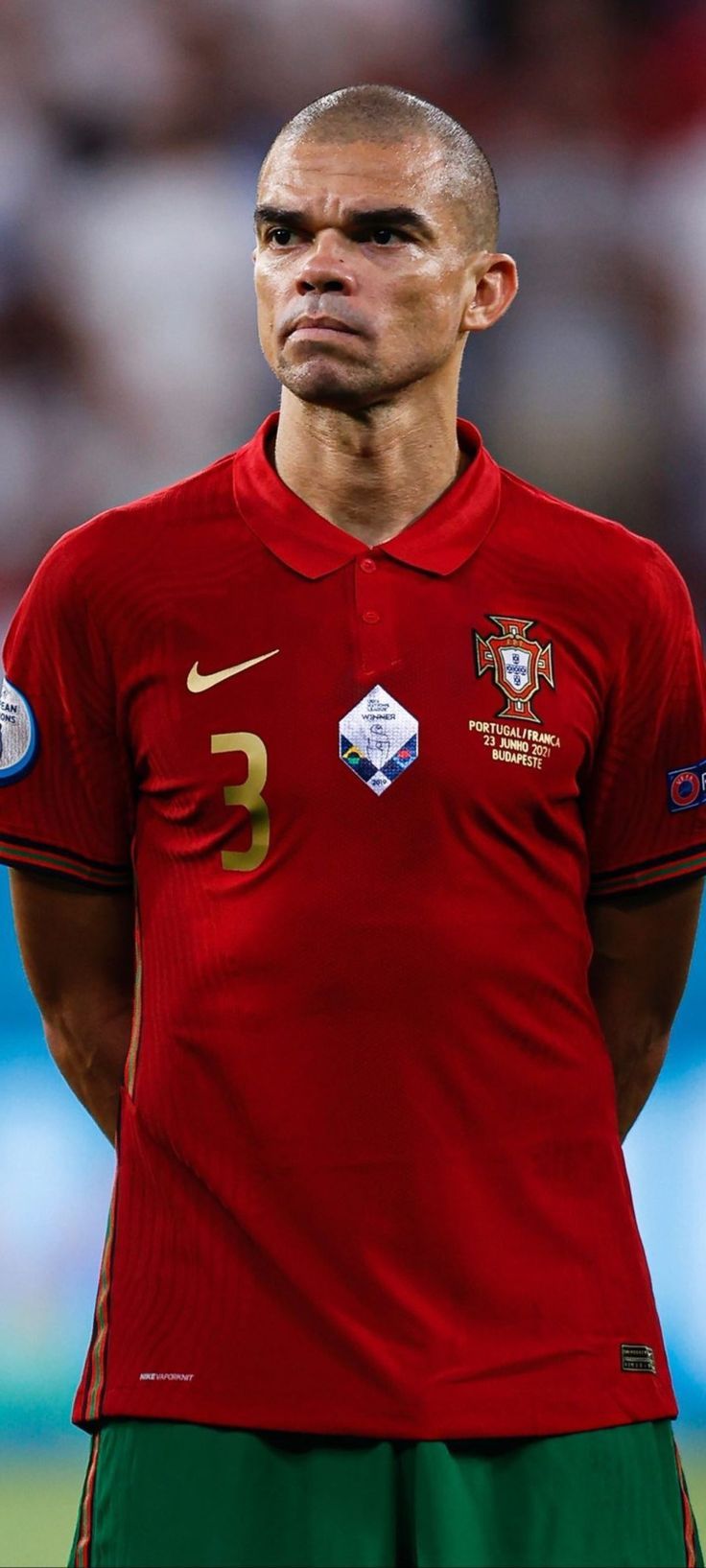 736x1635 Pepe