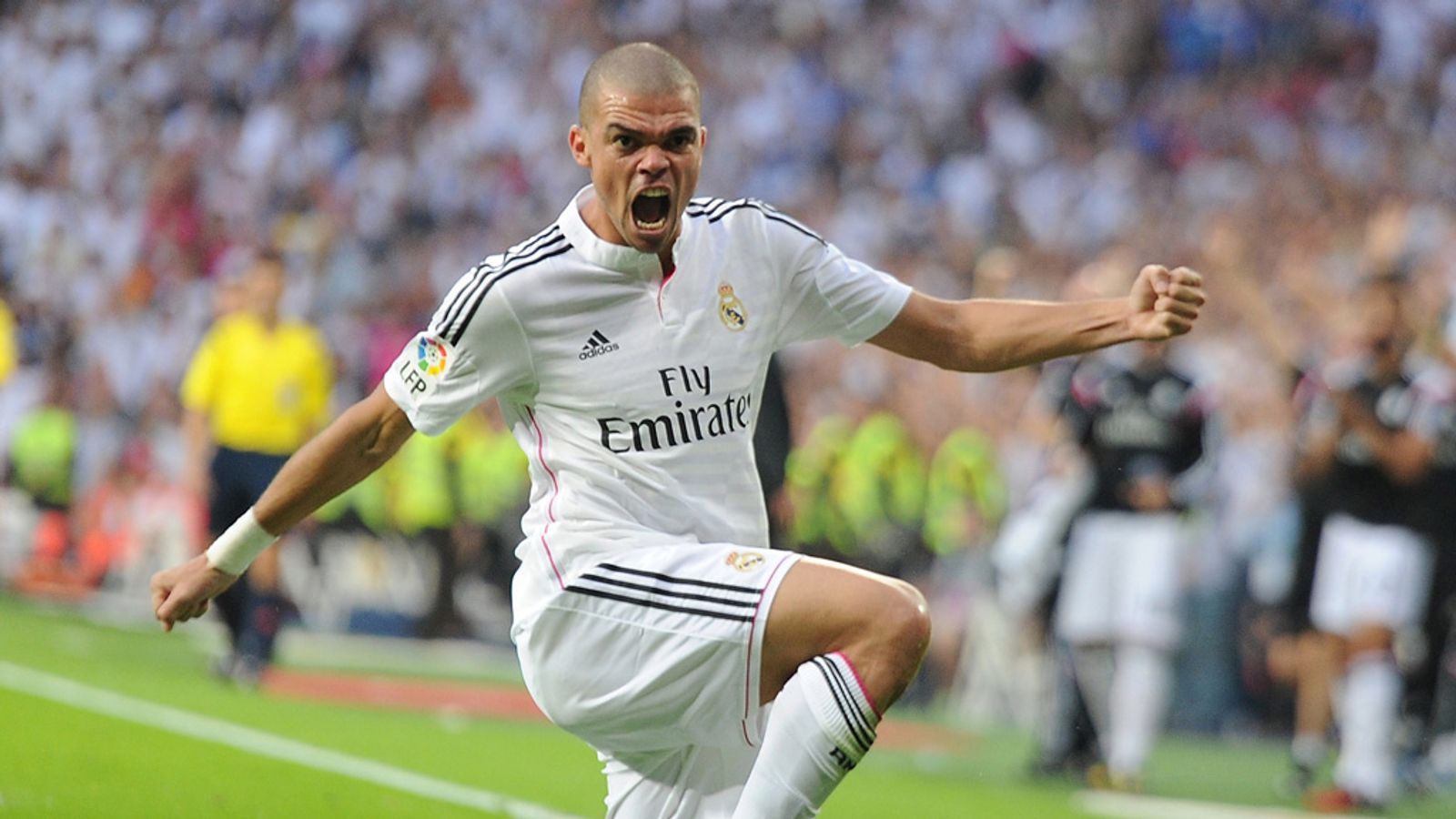 1600x900 Real Madrid Defender Pepe Backs Under Fire Coach Carlo Ancelotti