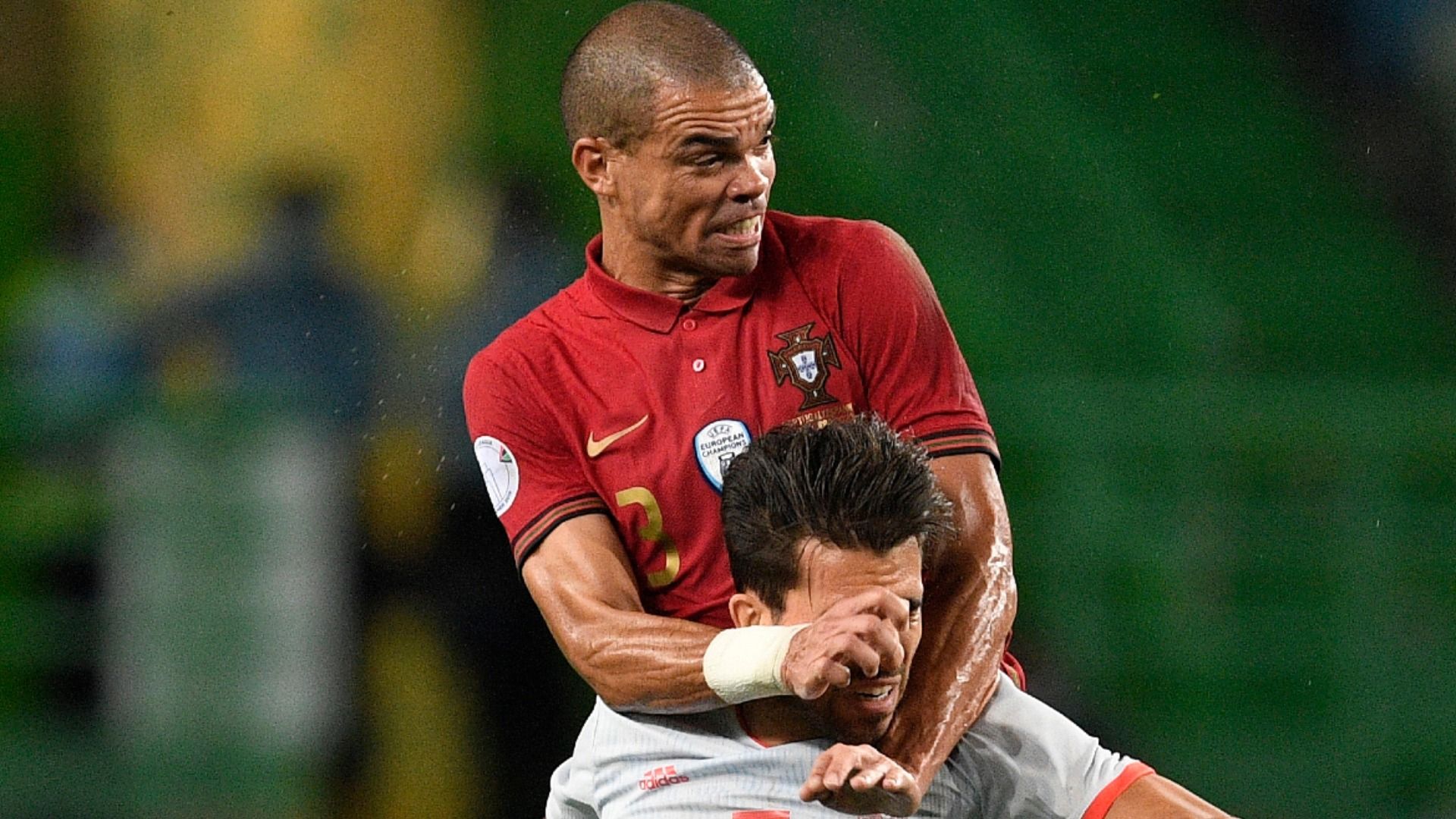 1920x1080 Pepe eyes World Cup 2022 glory at age of 39